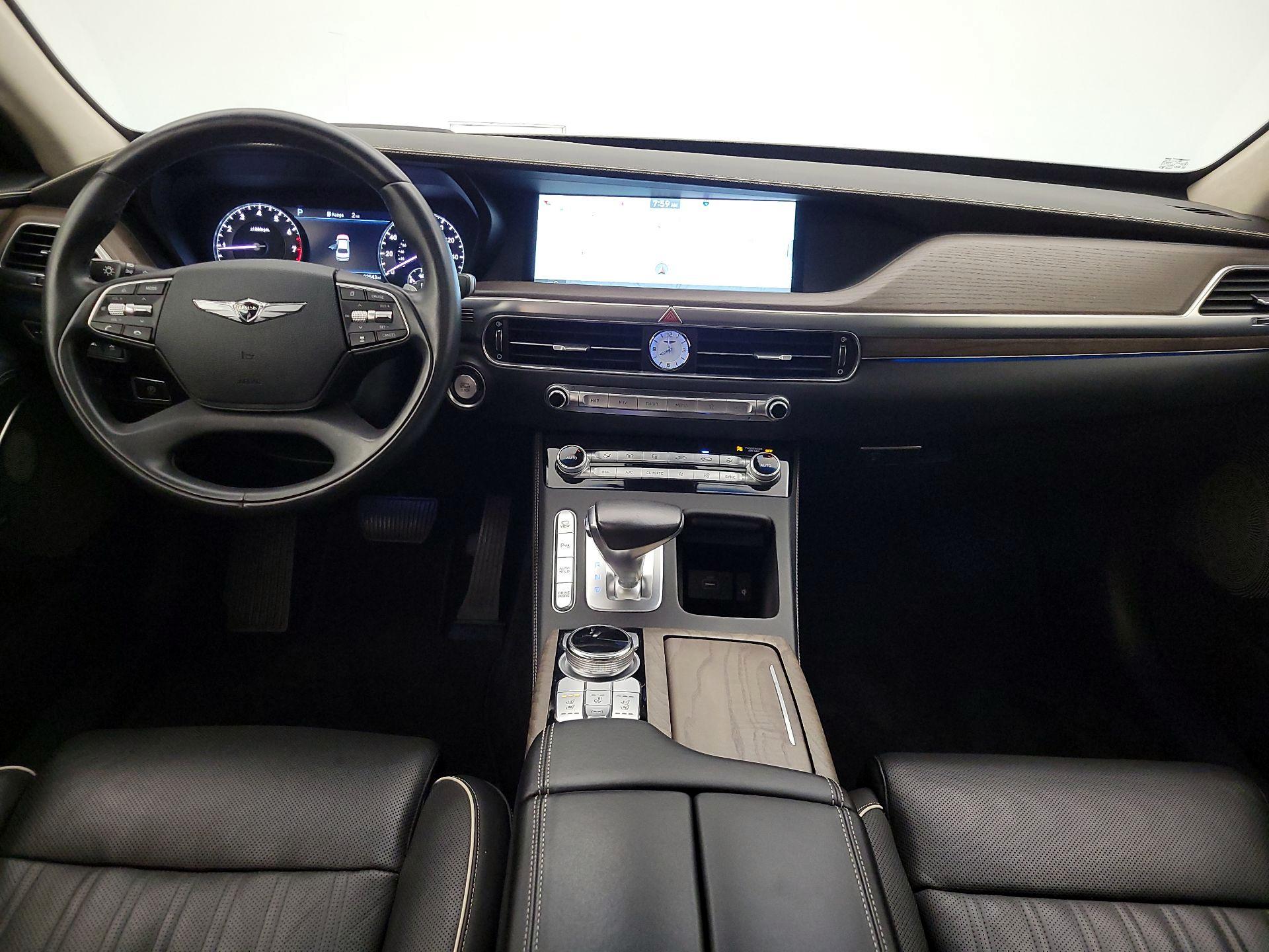 Thumbnail: 2022 Genesis G90 - 9