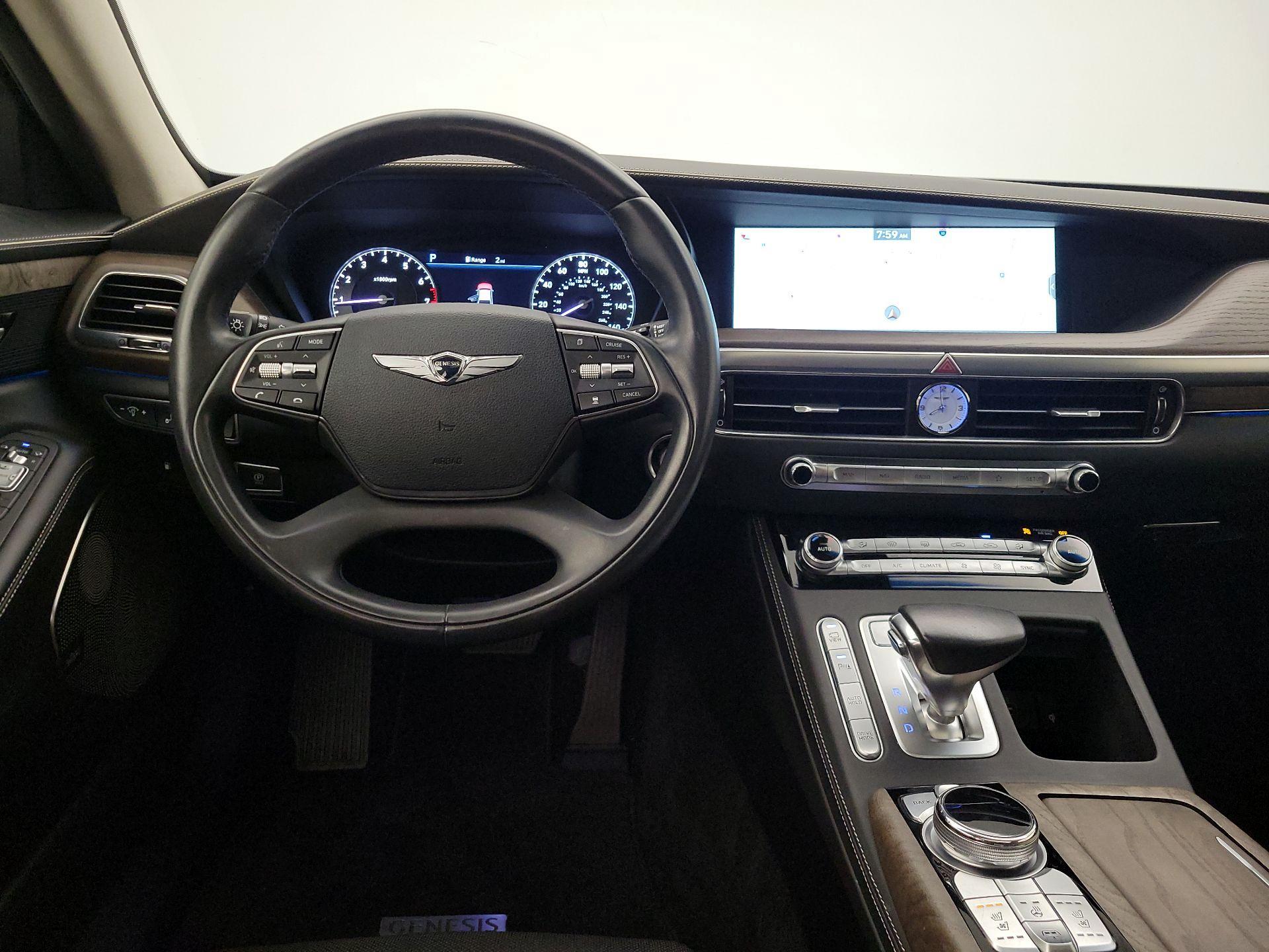 Thumbnail: 2022 Genesis G90 - 10