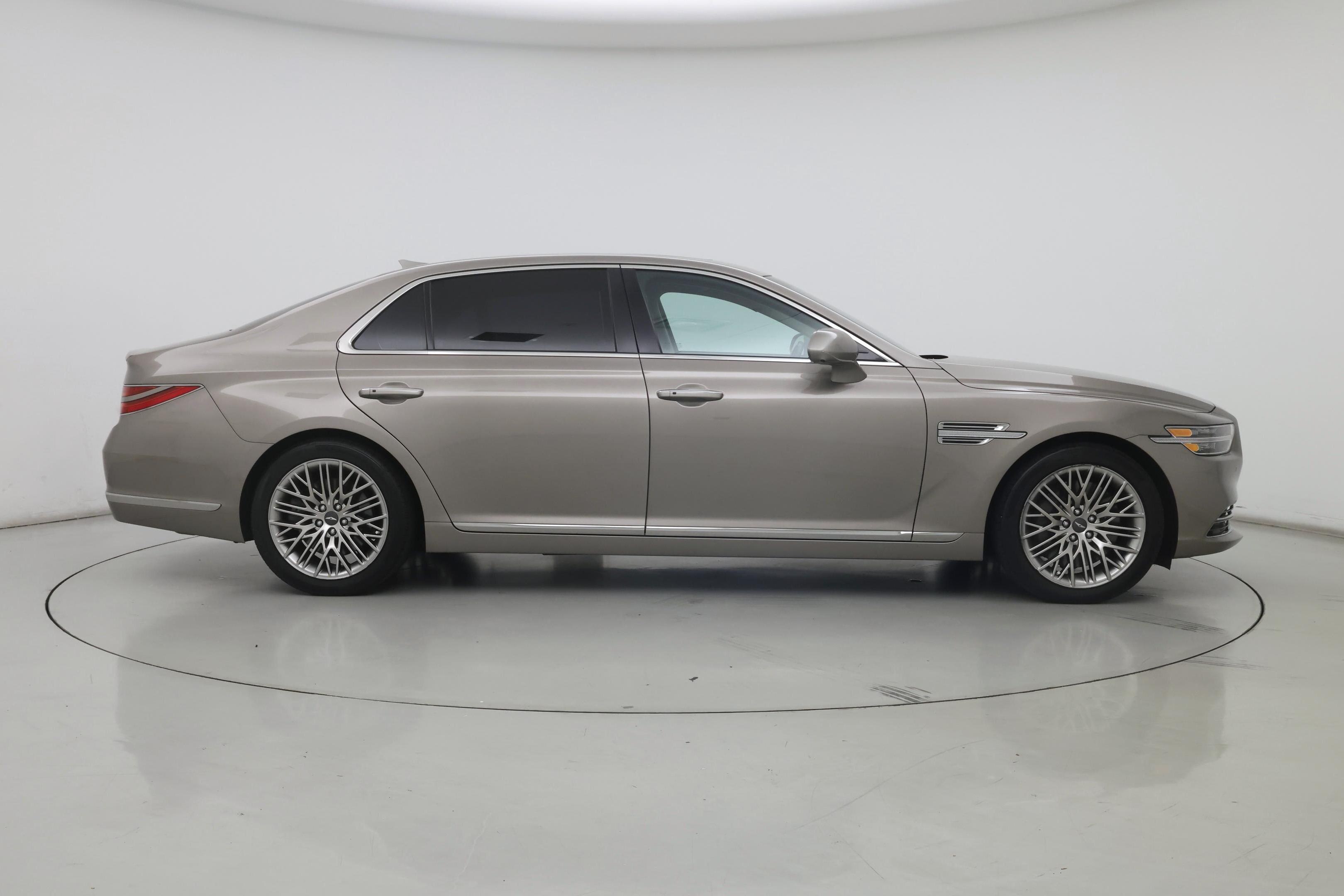 Thumbnail: 2022 Genesis G90 - 7