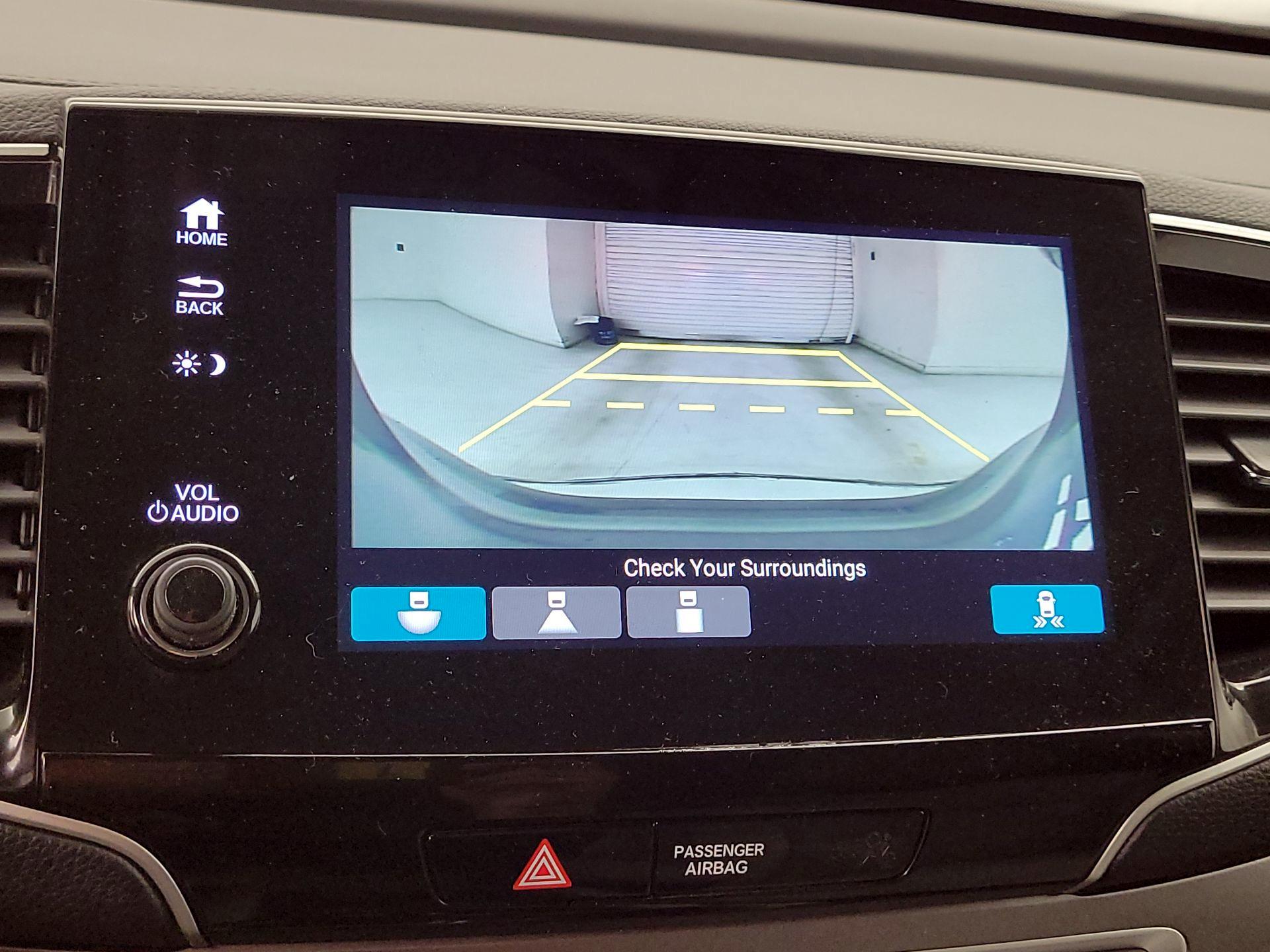 Thumbnail: 2020 Honda Pilot - 14