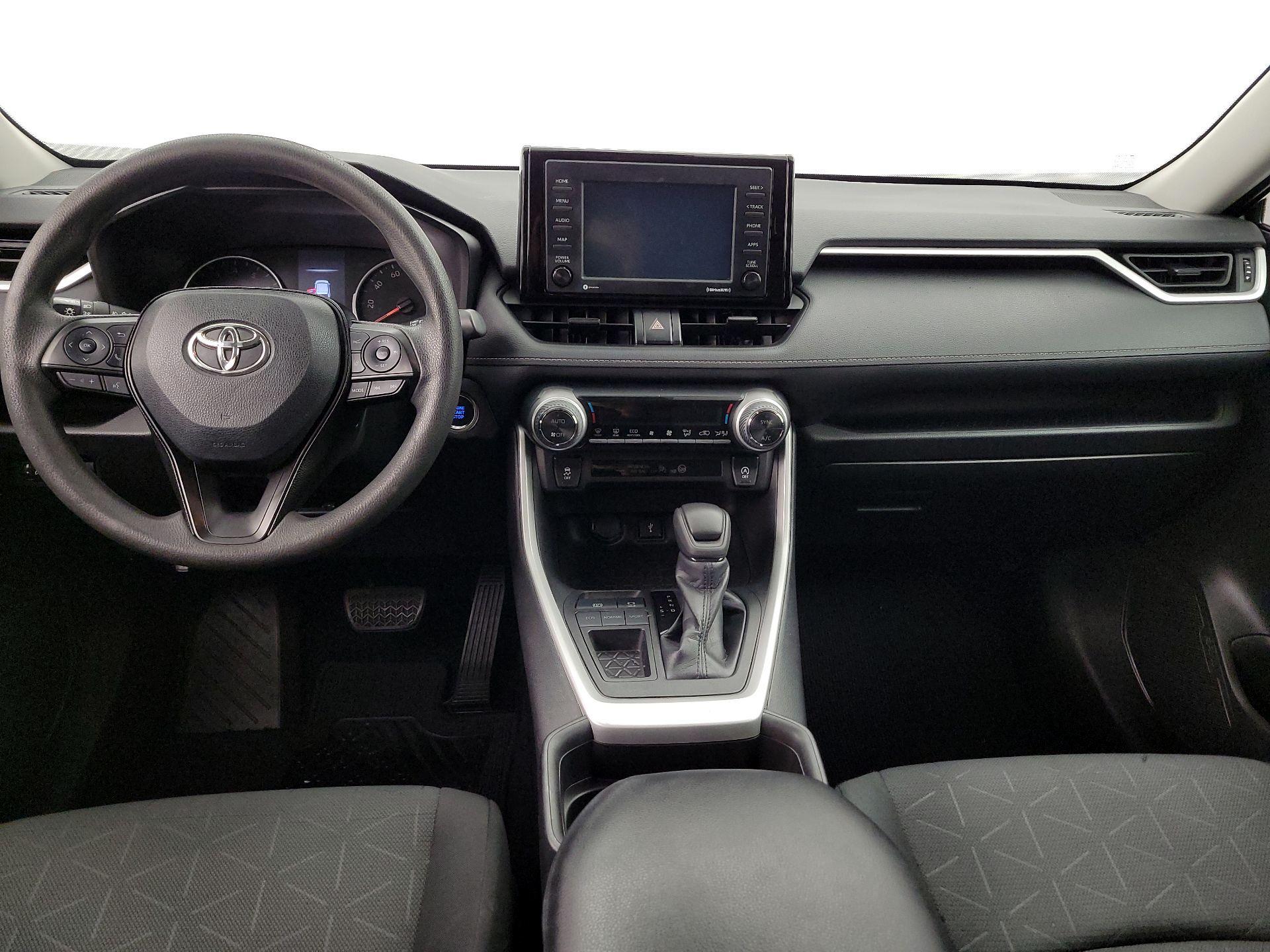 Thumbnail: 2021 Toyota RAV4 - 9