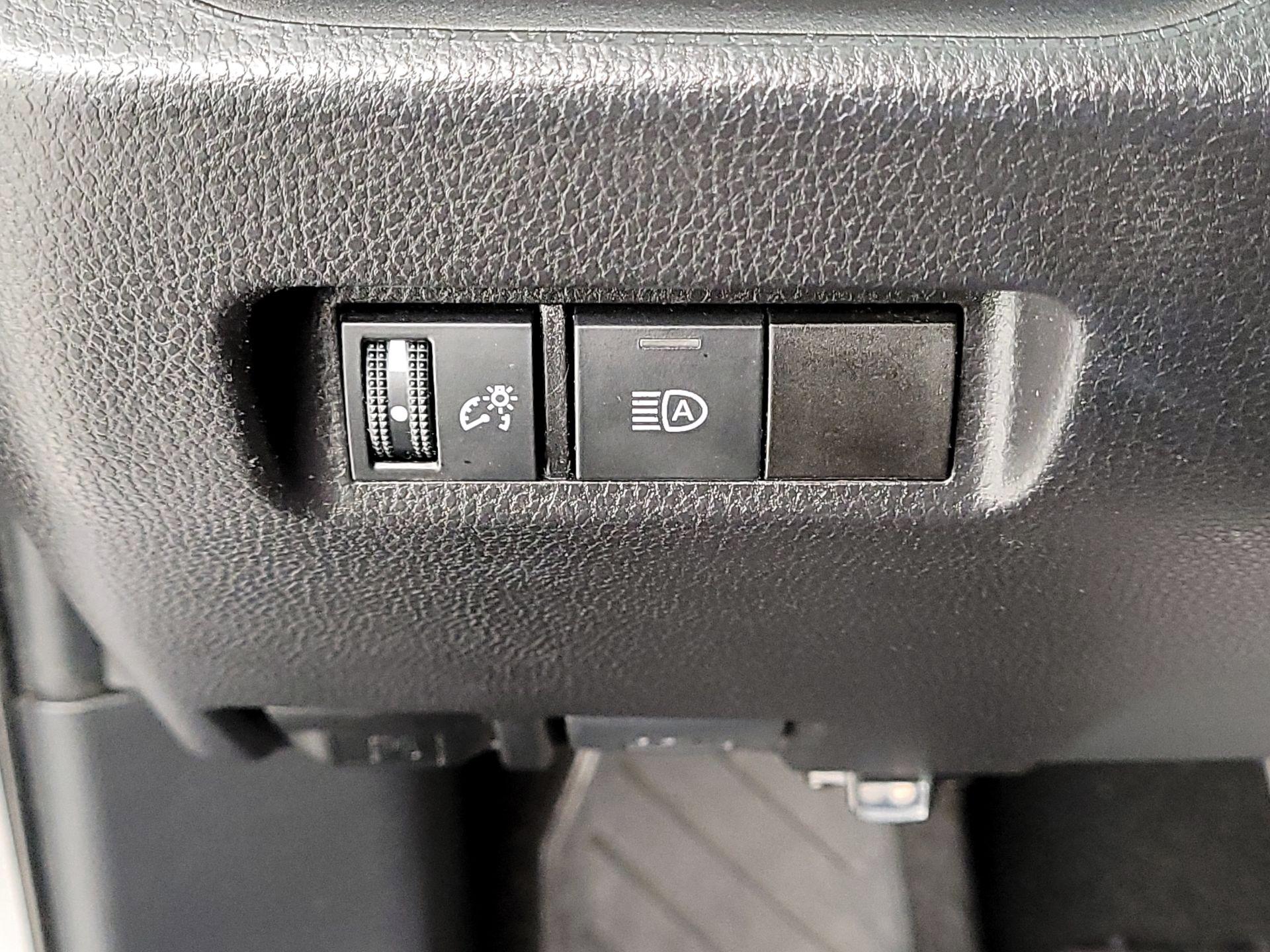 Thumbnail: 2021 Toyota RAV4 - 13