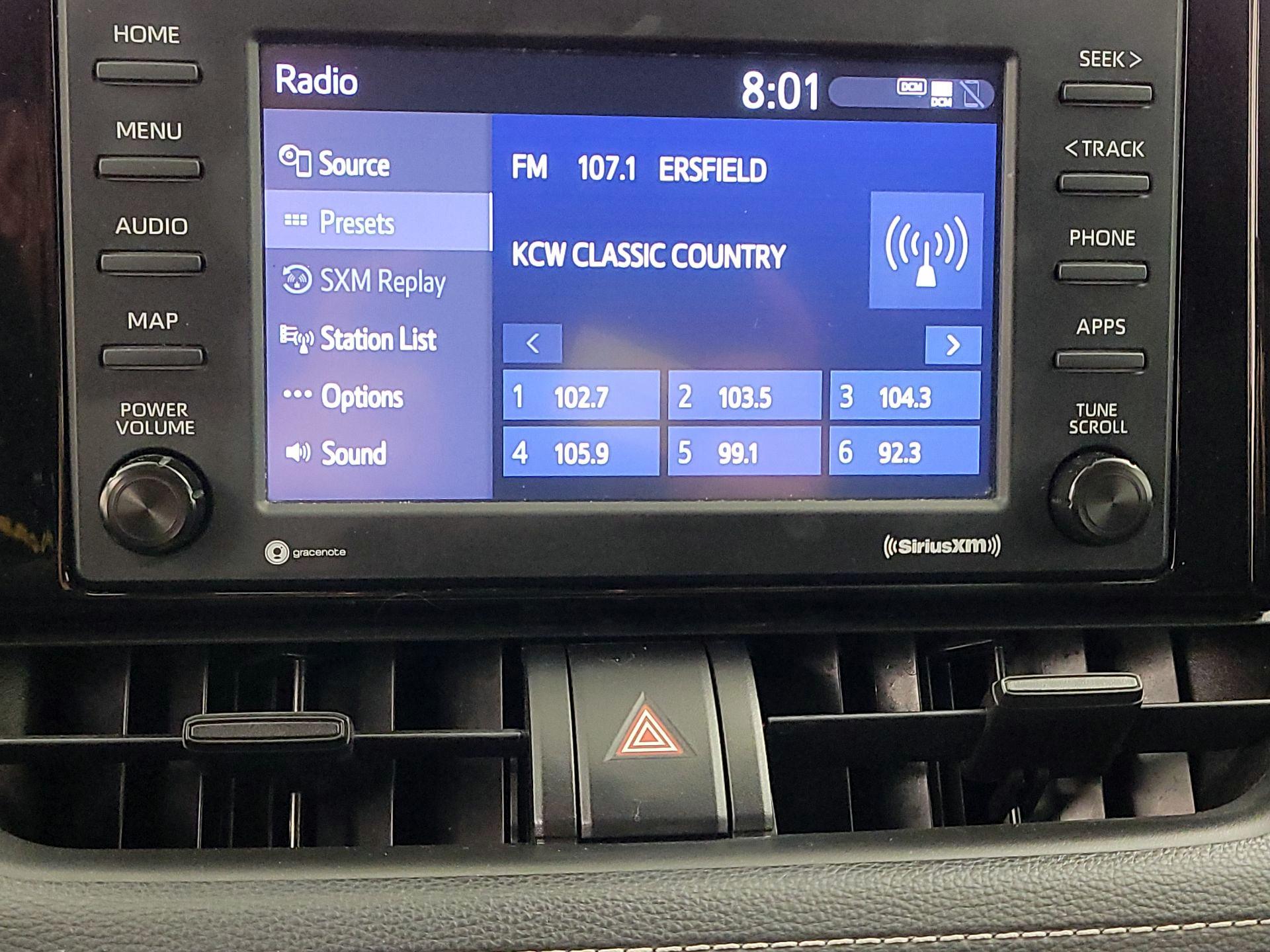 Thumbnail: 2021 Toyota RAV4 - 15