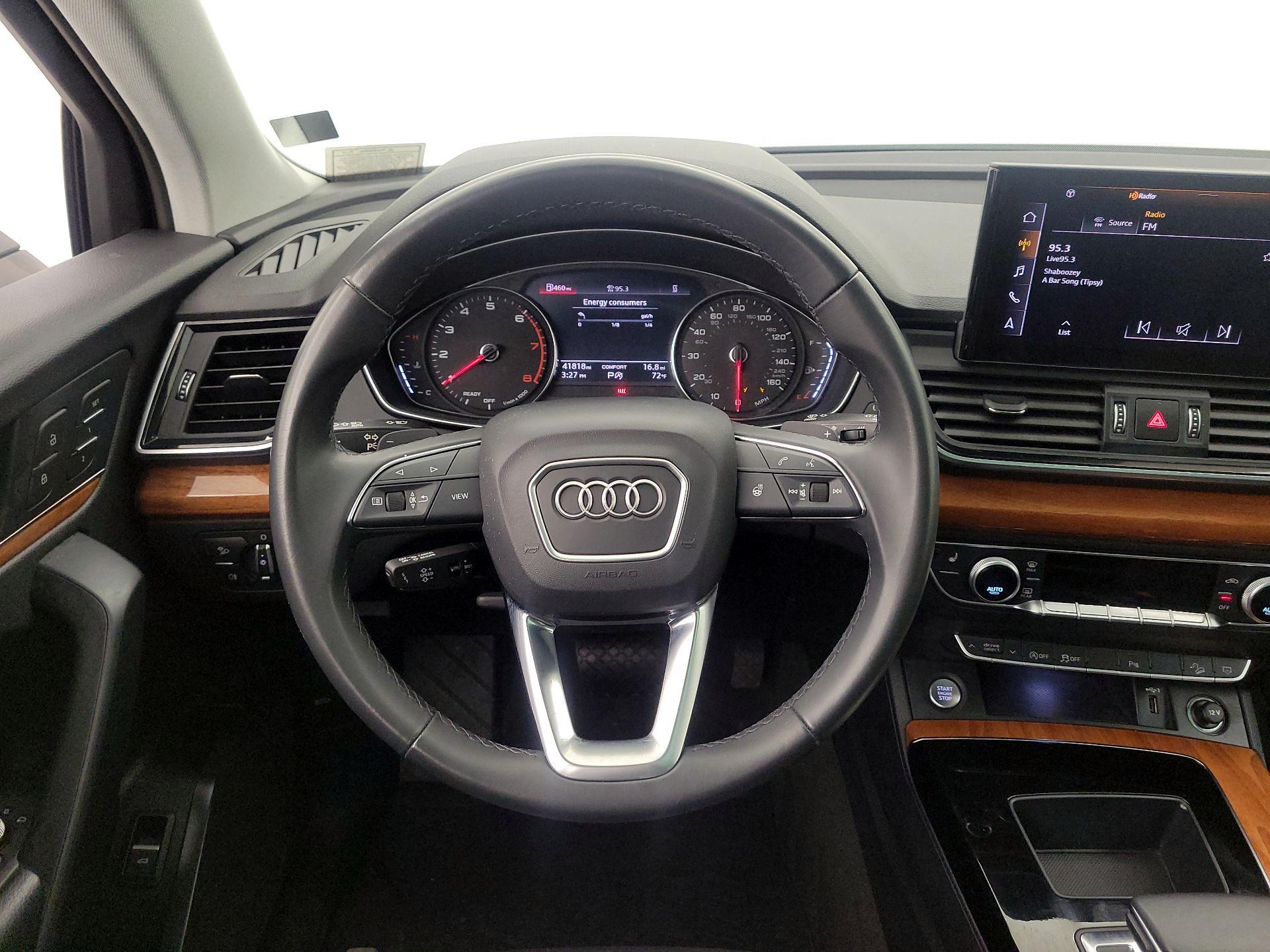 Thumbnail: 2023 Audi Q5 - 10