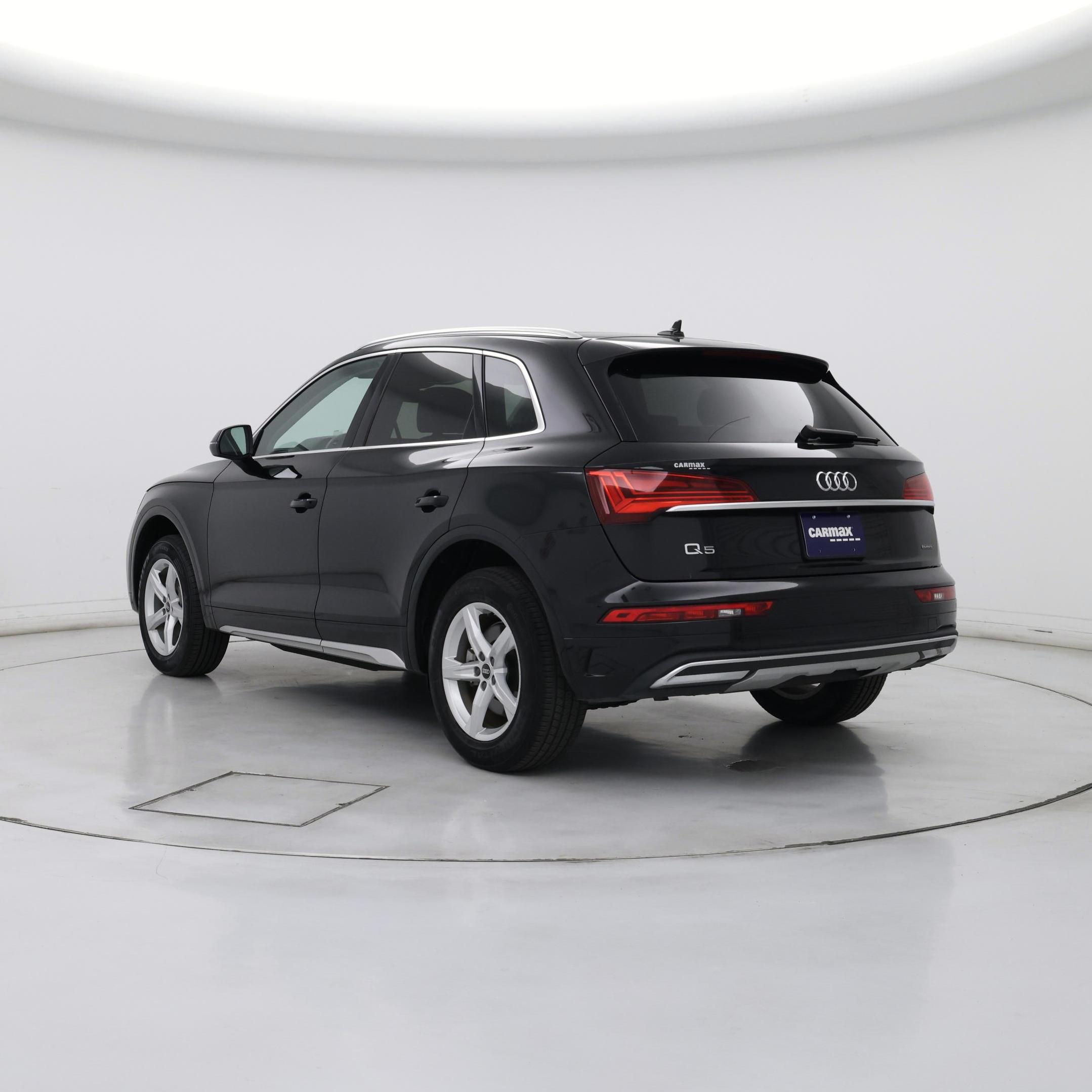 Thumbnail: 2023 Audi Q5 - 2