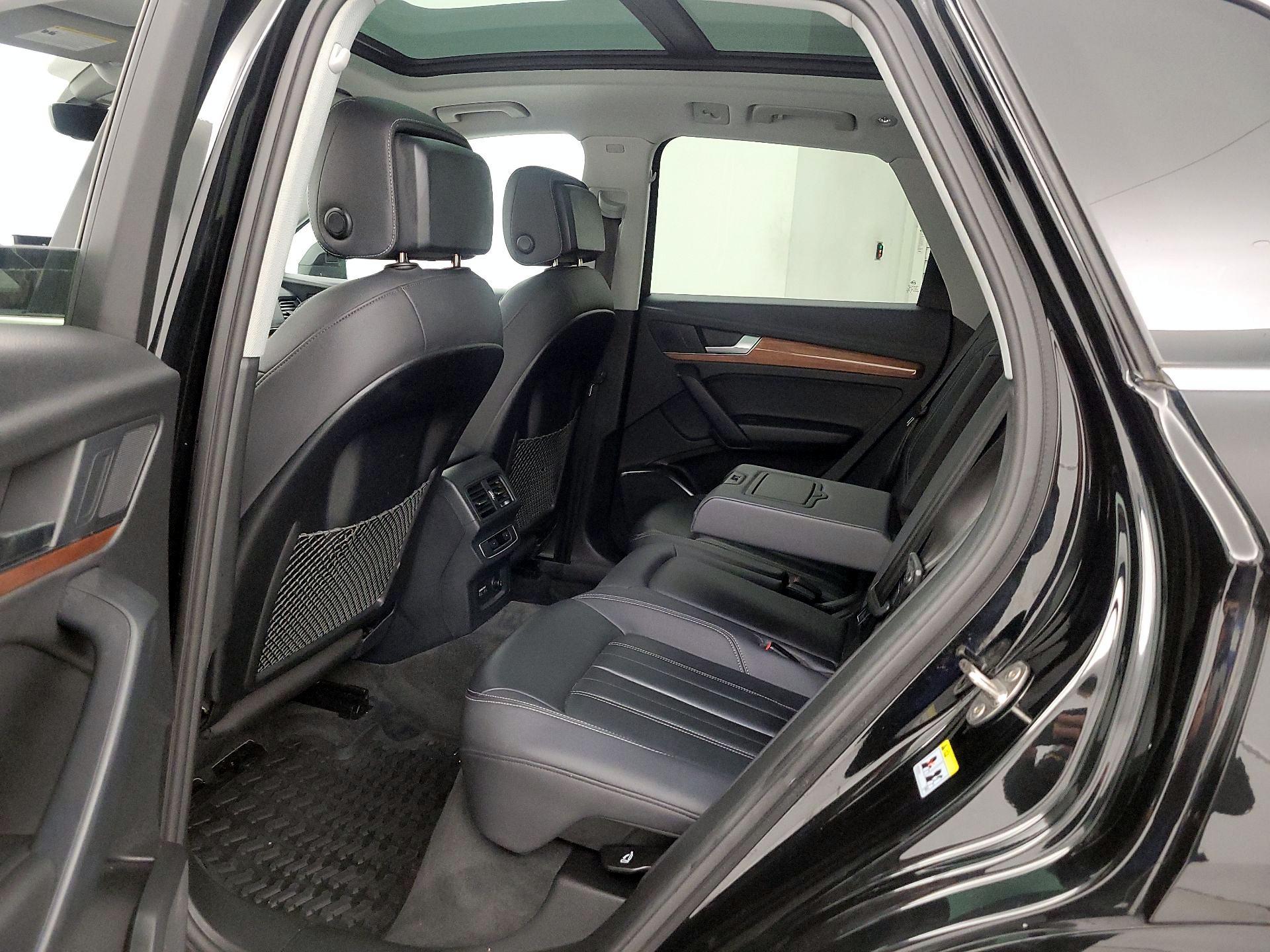 Thumbnail: 2023 Audi Q5 - 20