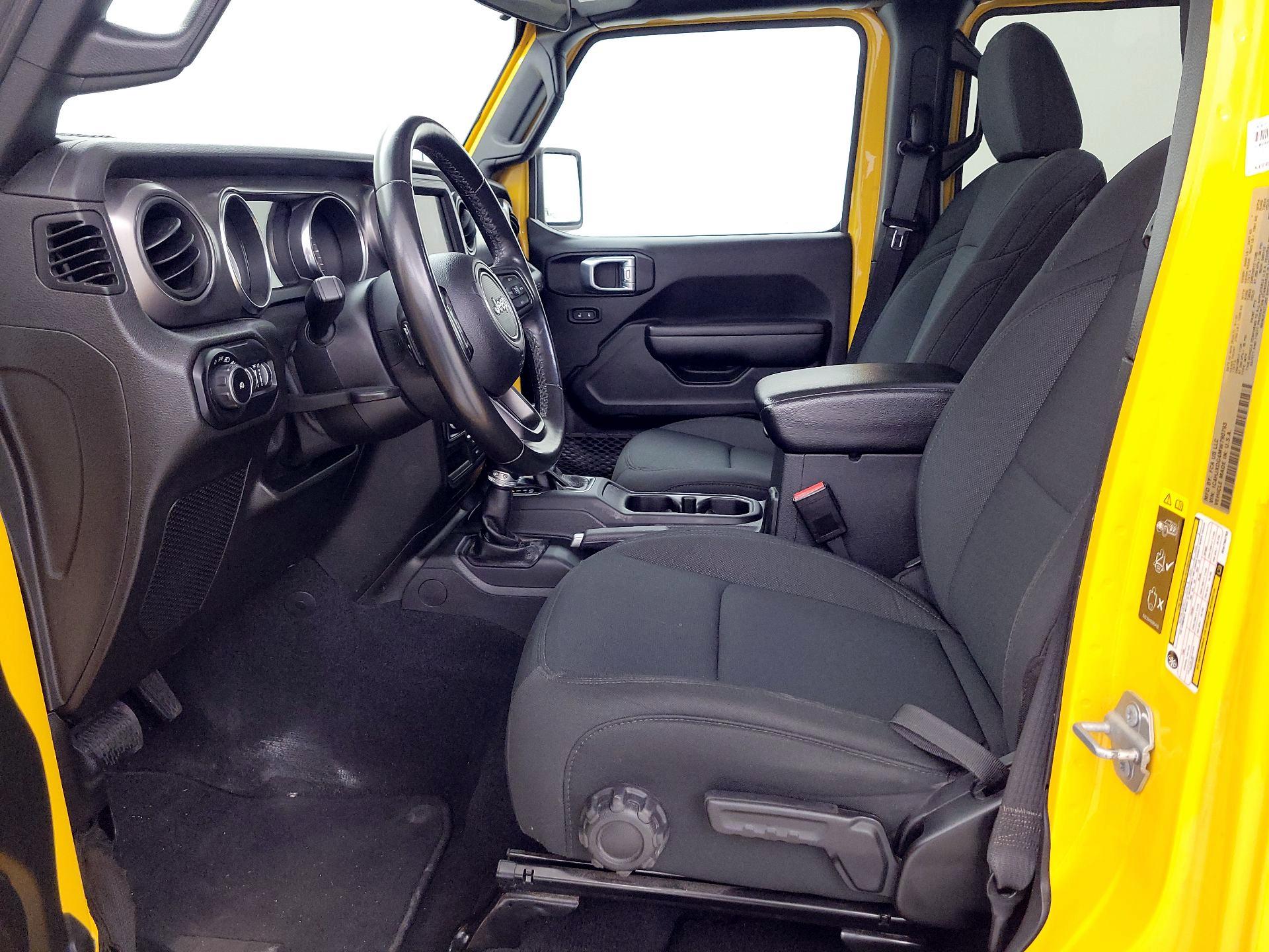 Thumbnail: 2021 Jeep Wrangler - 11