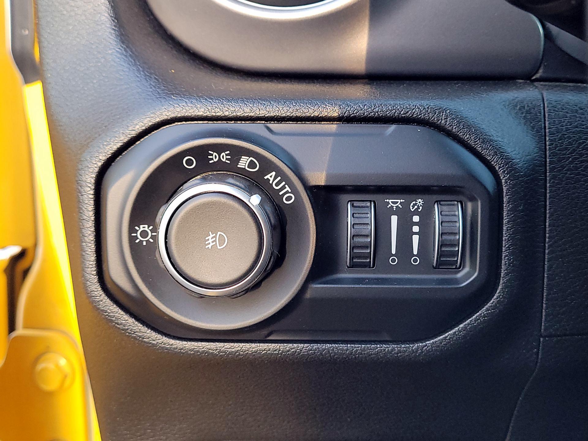 Thumbnail: 2021 Jeep Wrangler - 13