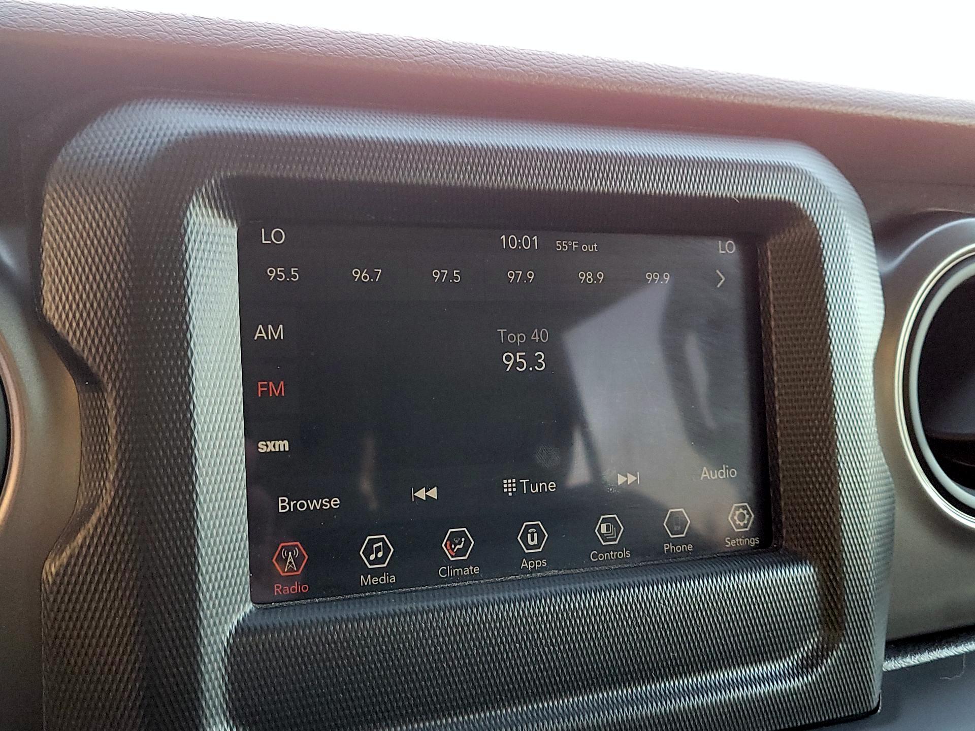 Thumbnail: 2021 Jeep Wrangler - 15