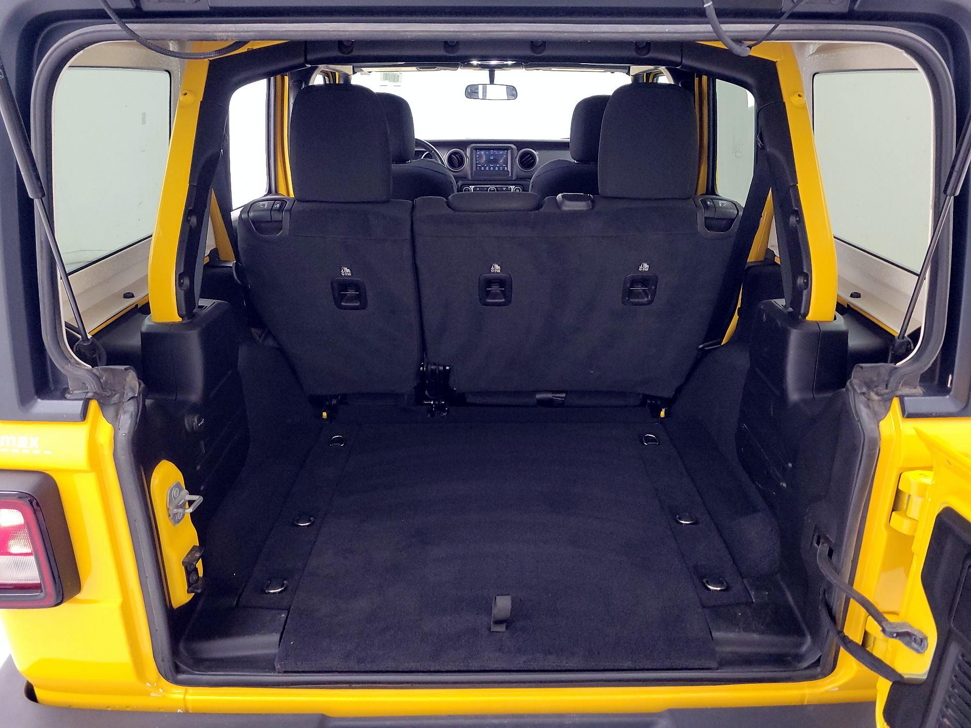 Thumbnail: 2021 Jeep Wrangler - 20