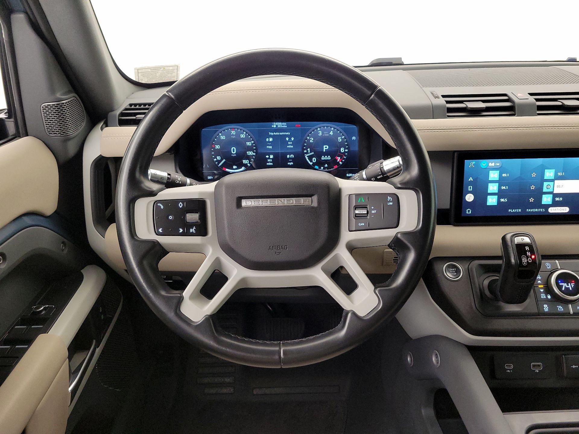 Thumbnail: 2021 Land Rover Defender - 10