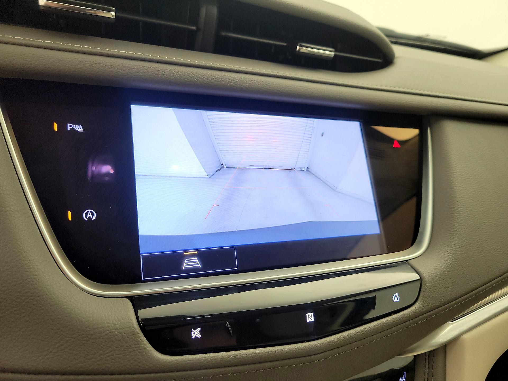 Thumbnail: 2021 Cadillac XT5 - 15