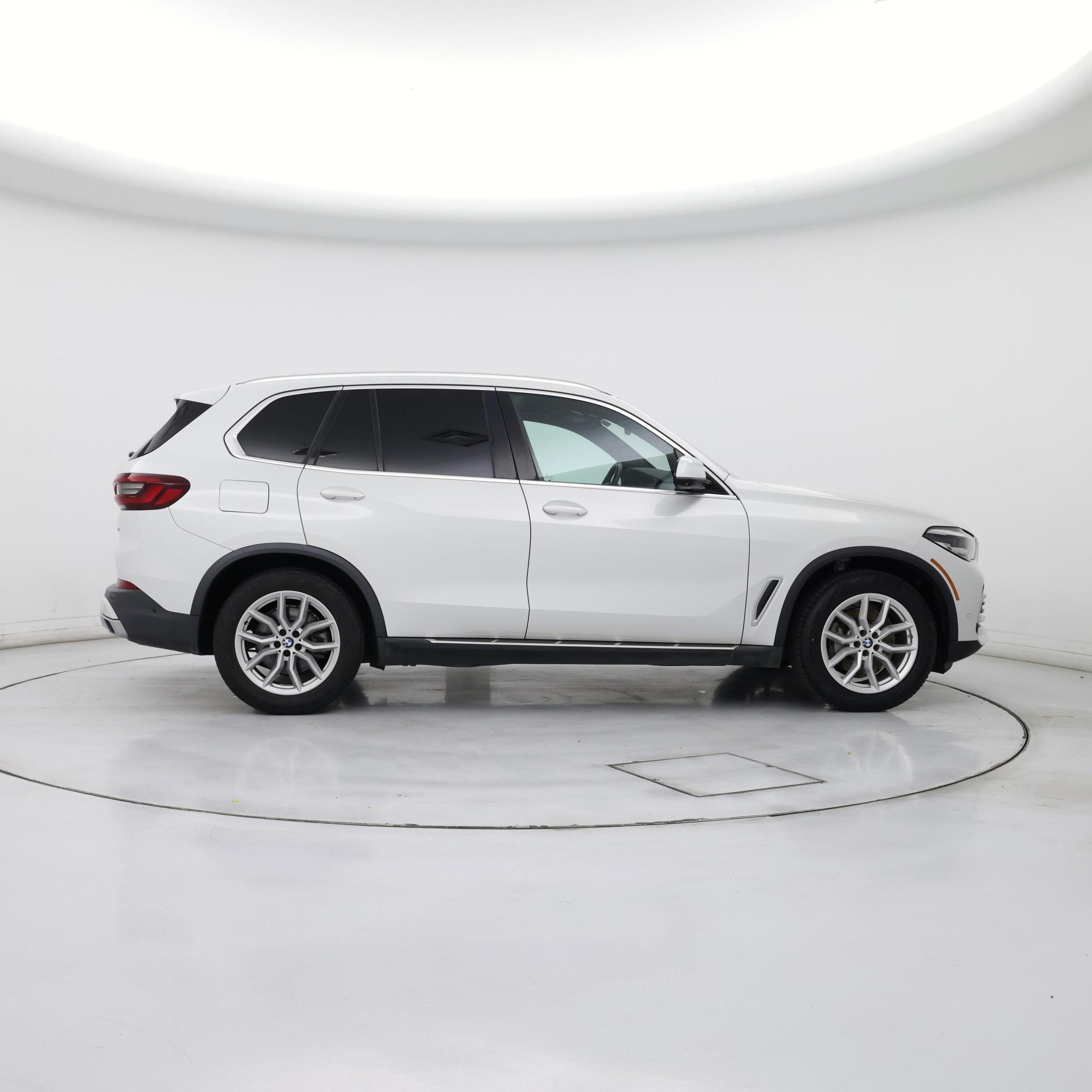 Thumbnail: 2021 BMW X5 - 7