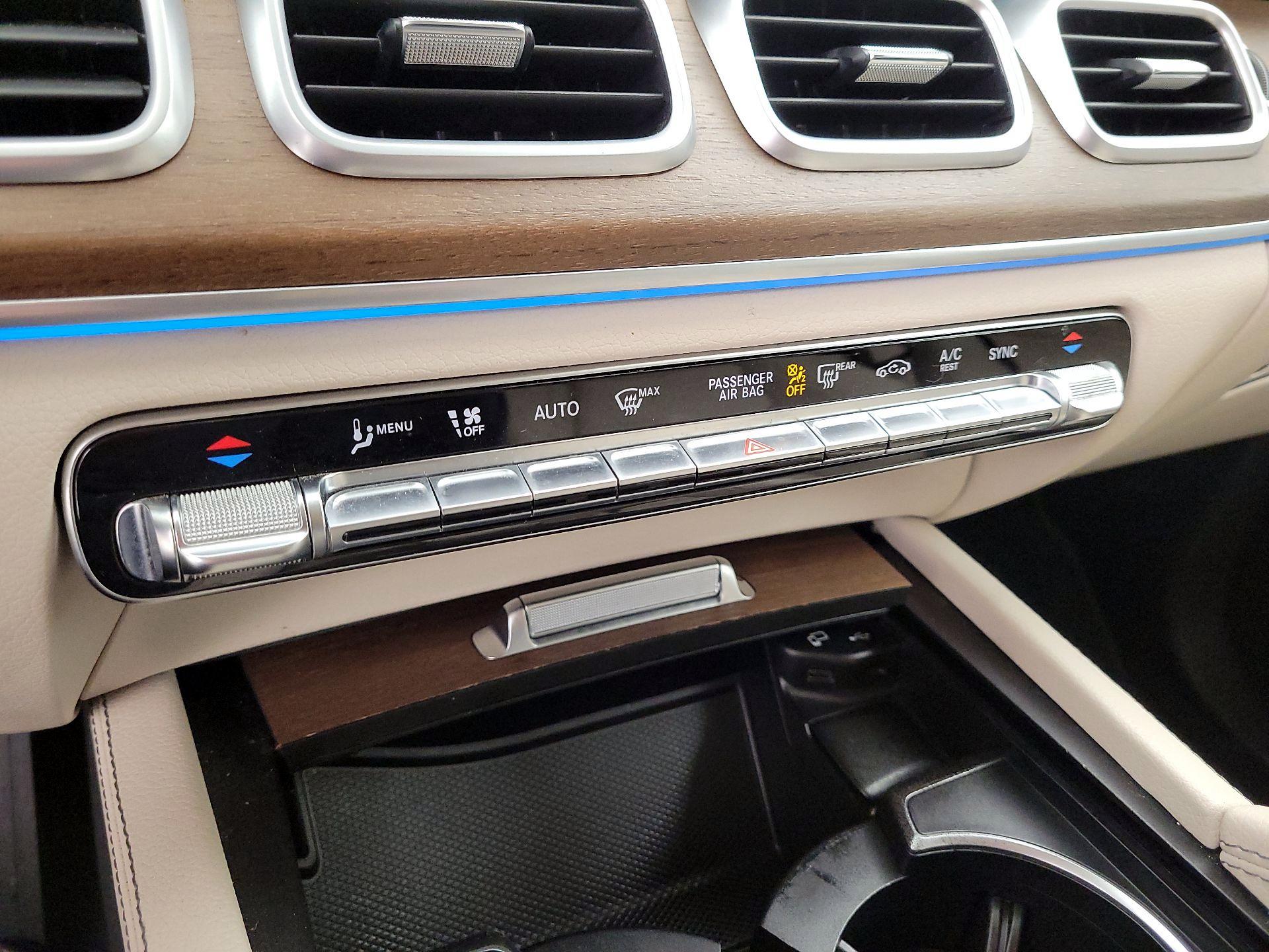 Thumbnail: 2022 Mercedes-Benz GLE - 17