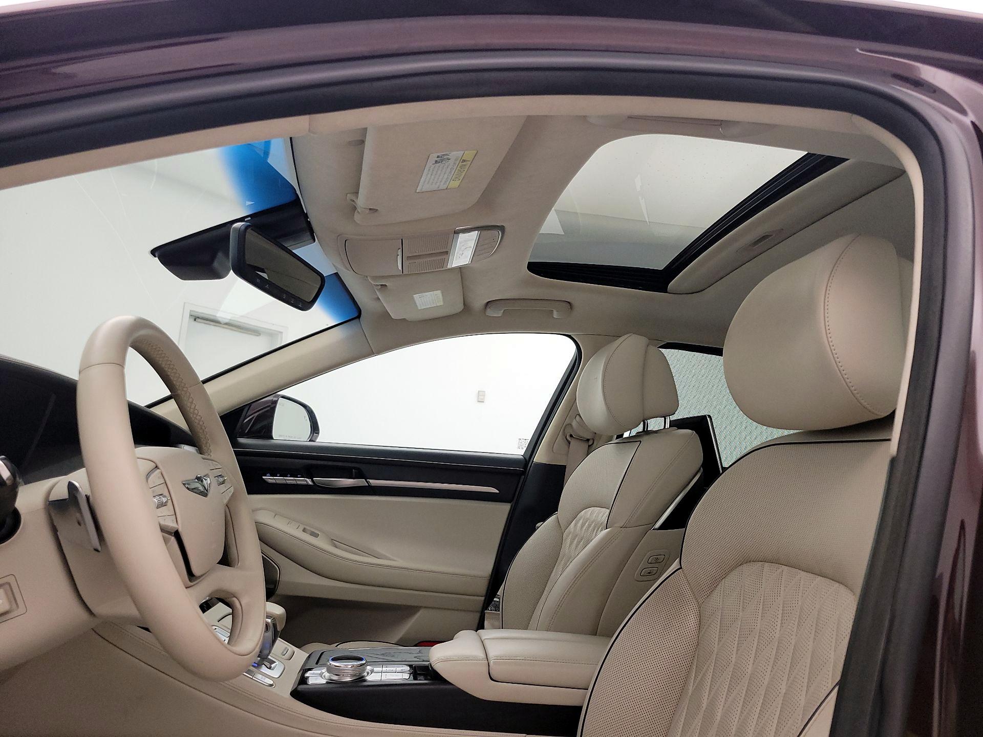 Thumbnail: 2020 Genesis G90 - 20