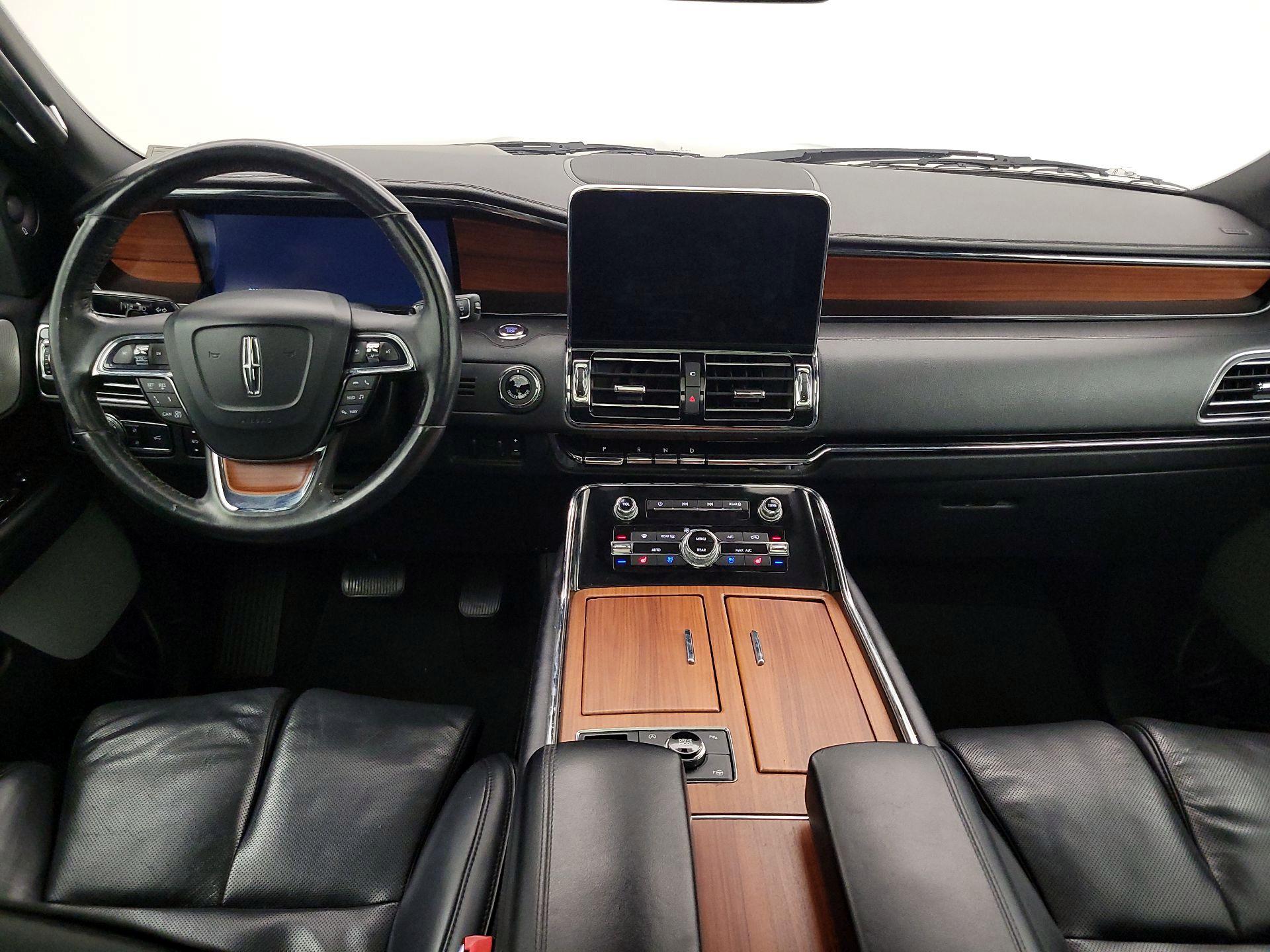 Thumbnail: 2019 Lincoln Navigator - 9