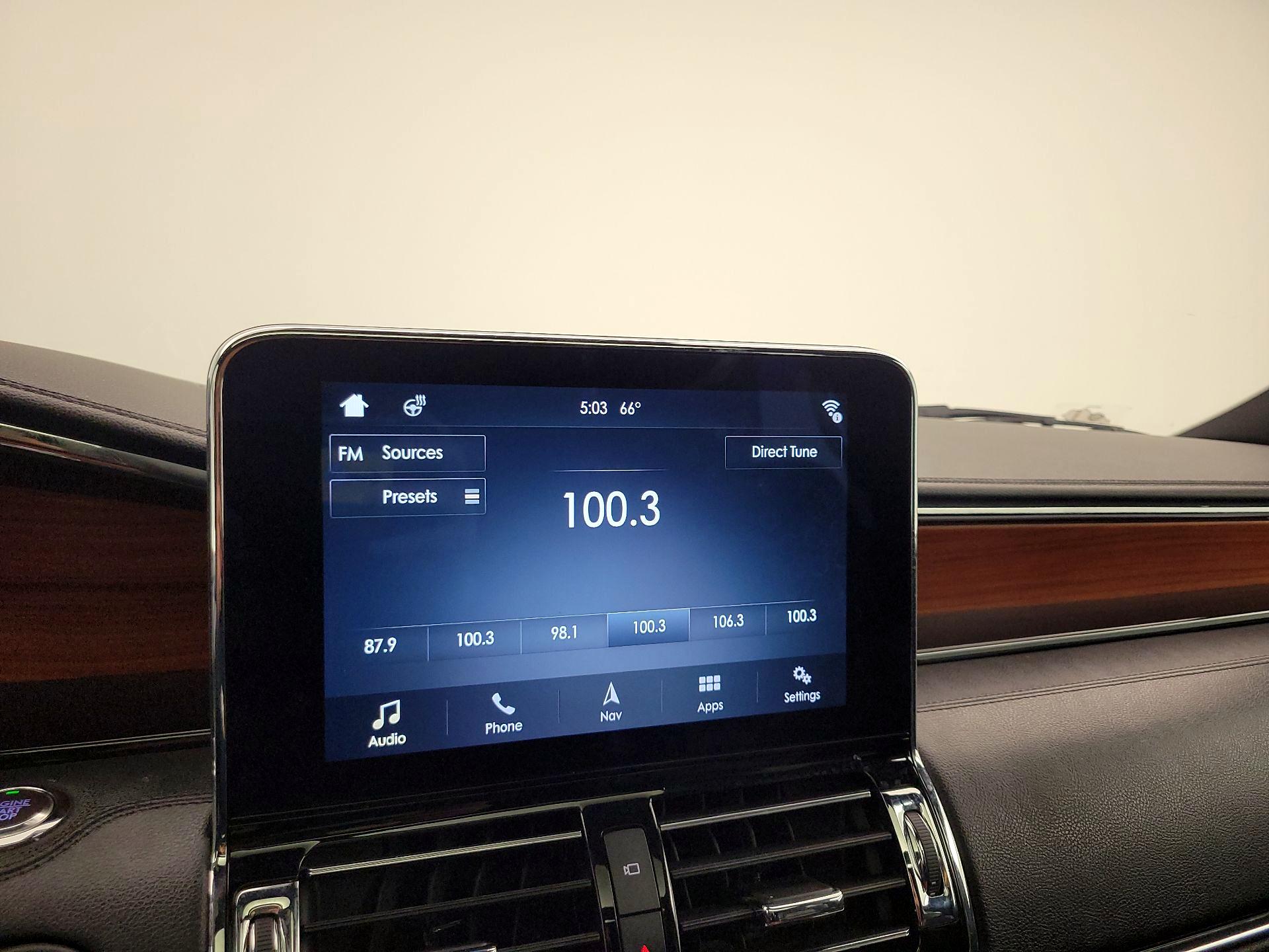 Thumbnail: 2019 Lincoln Navigator - 16