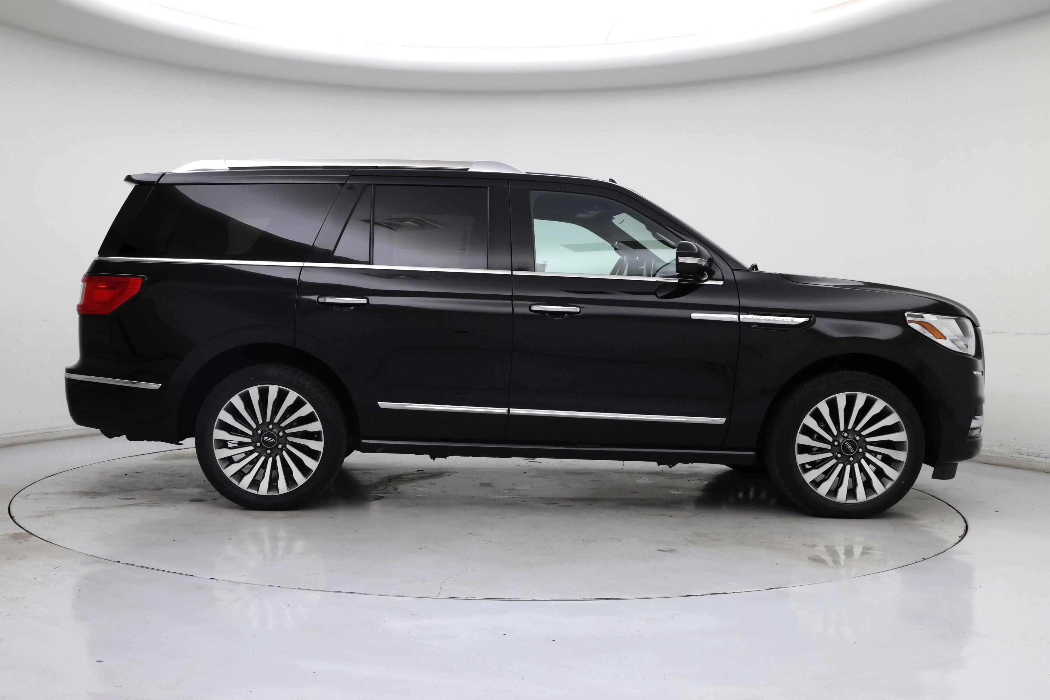 Thumbnail: 2019 Lincoln Navigator - 7