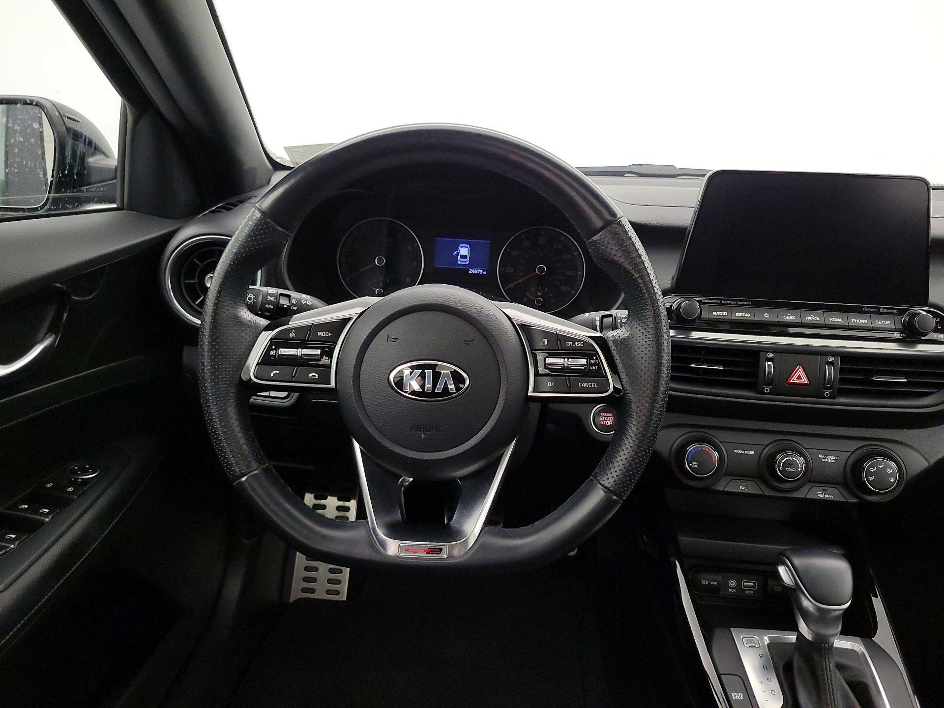 Thumbnail: 2021 Kia Forte - 10