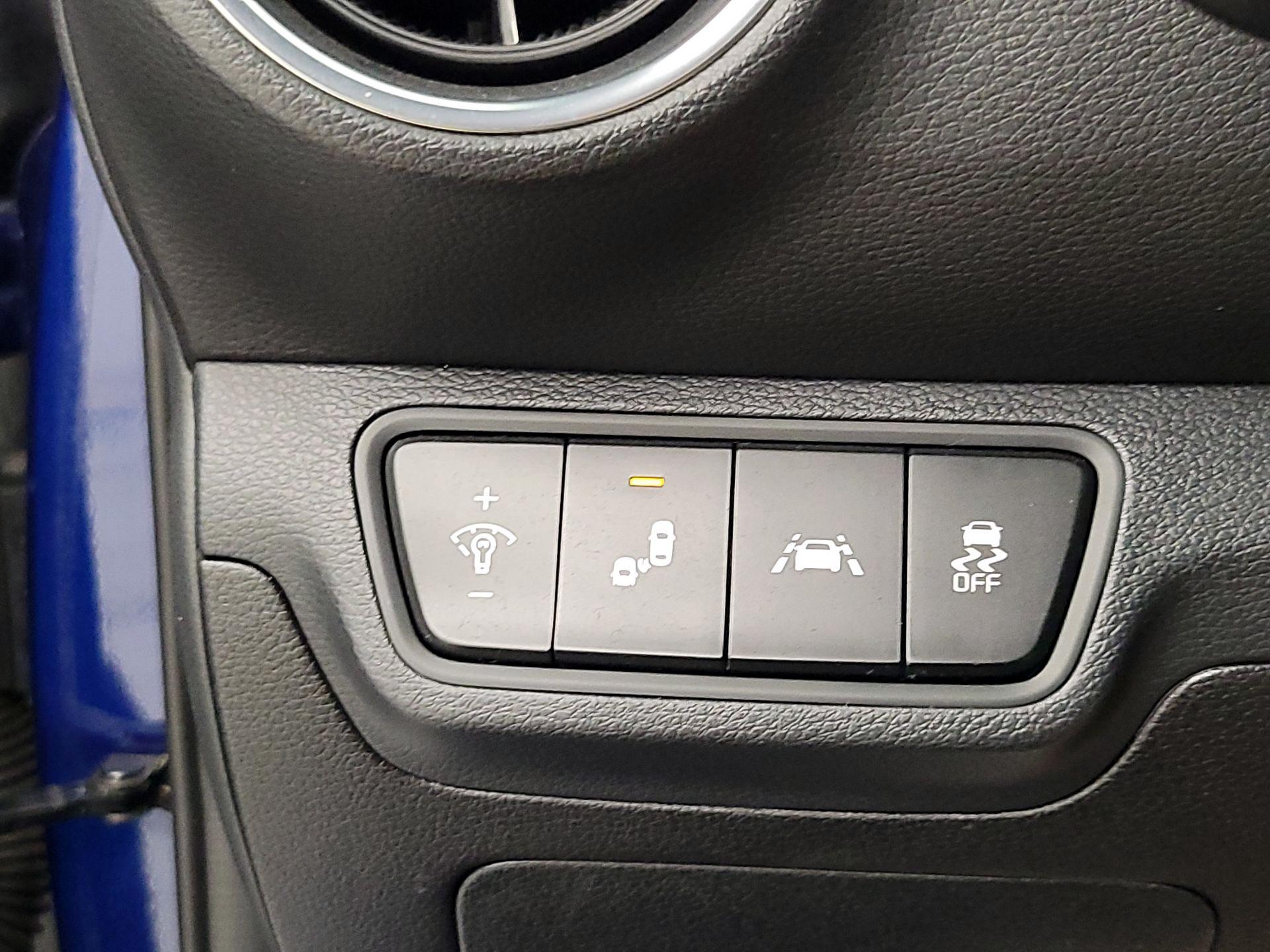 Thumbnail: 2021 Kia Forte - 13