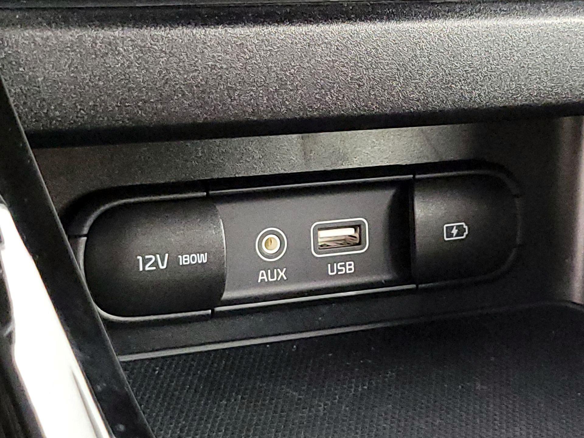 Thumbnail: 2021 Kia Forte - 18