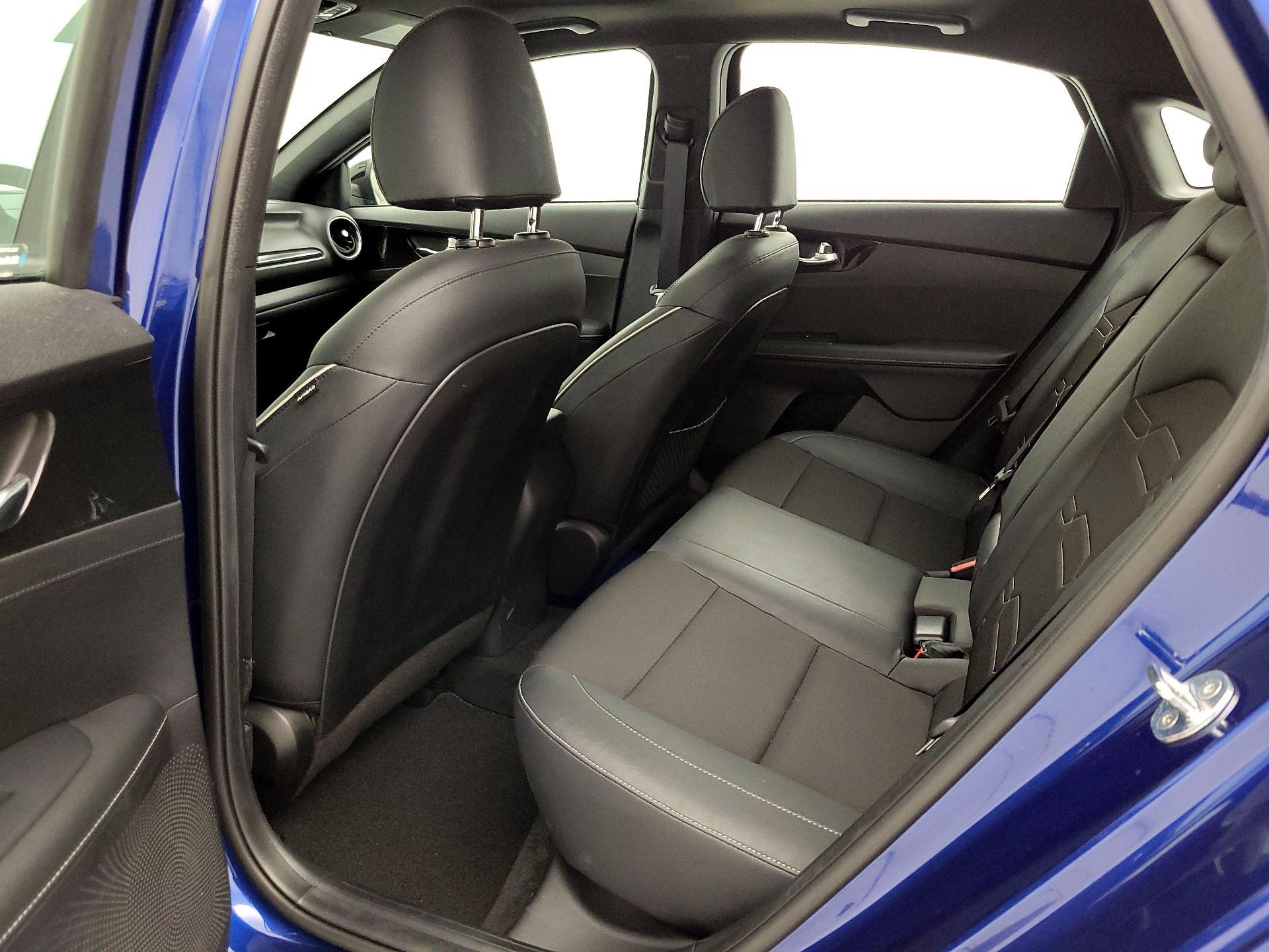 Thumbnail: 2021 Kia Forte - 20