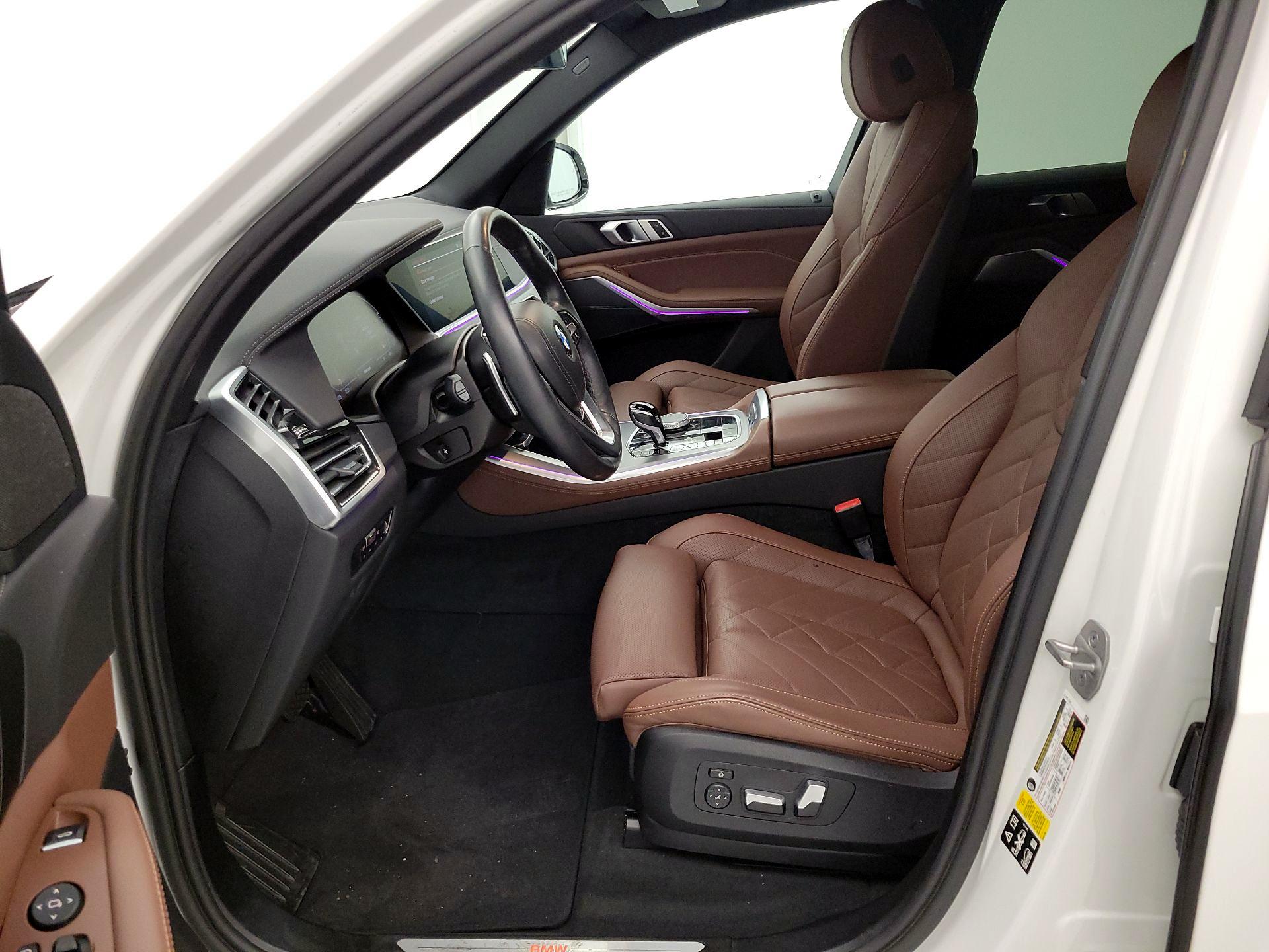 Thumbnail: 2023 BMW X5 - 11