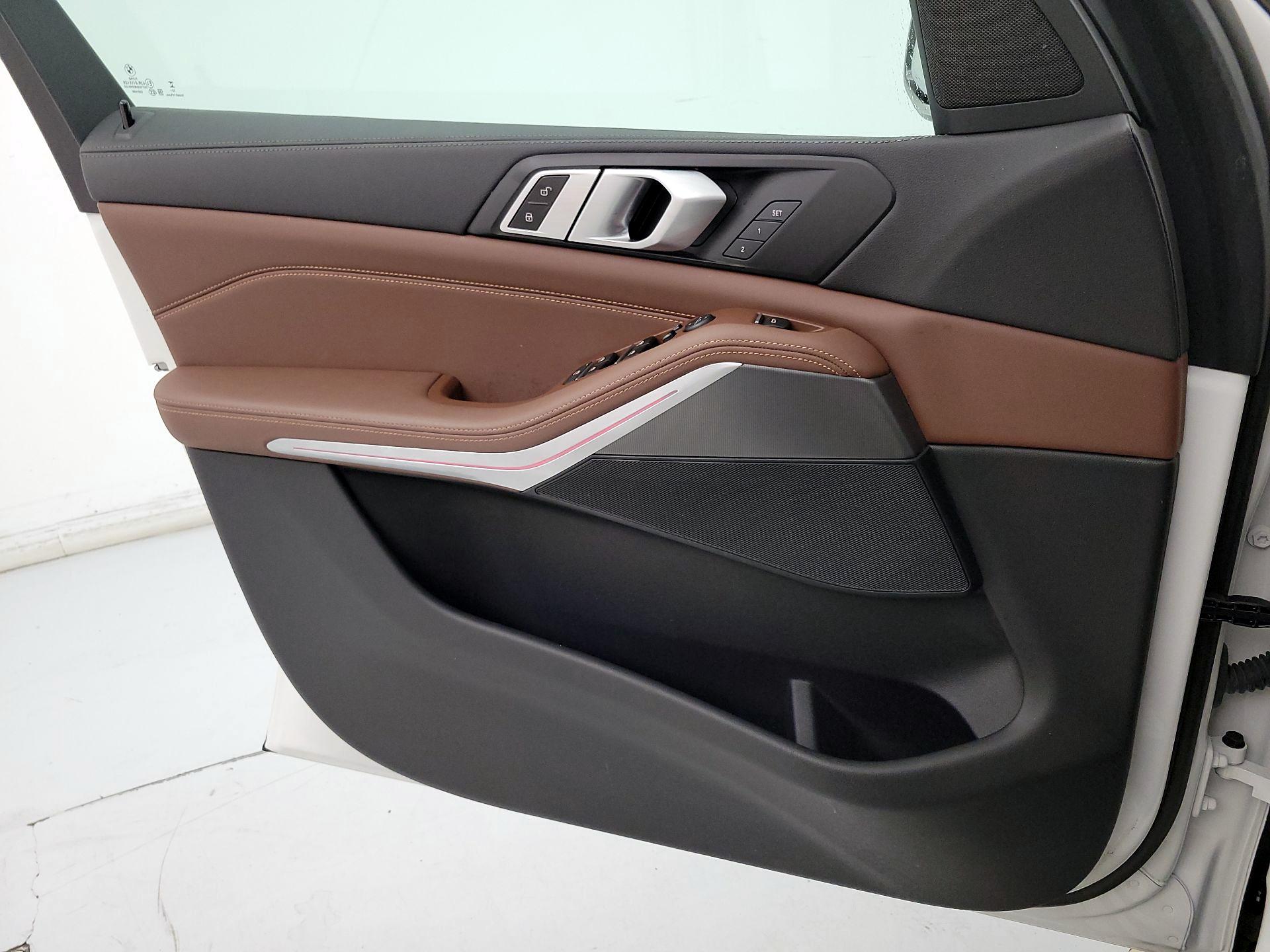 Thumbnail: 2023 BMW X5 - 12