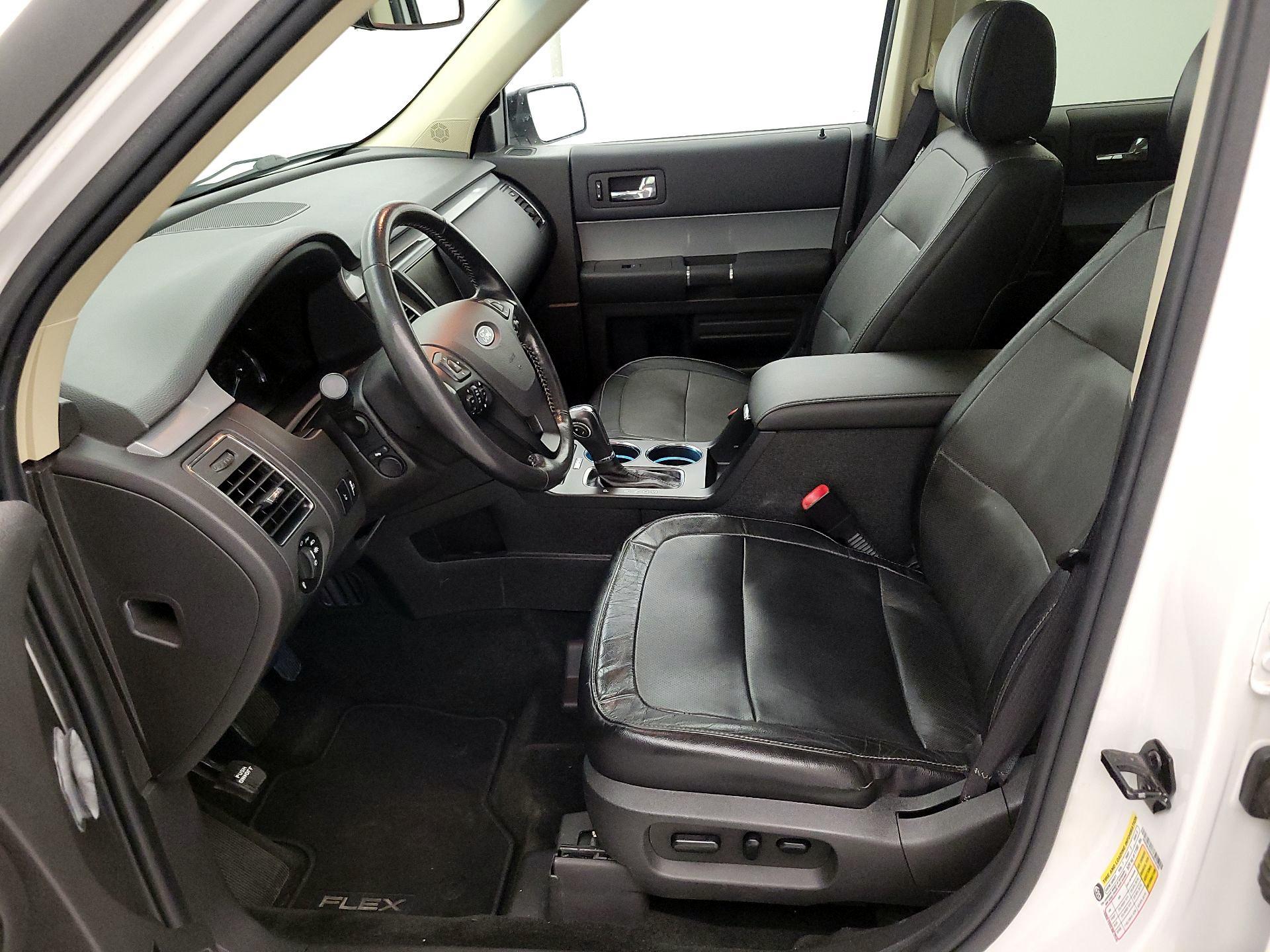 Thumbnail: 2014 Ford Flex - 11