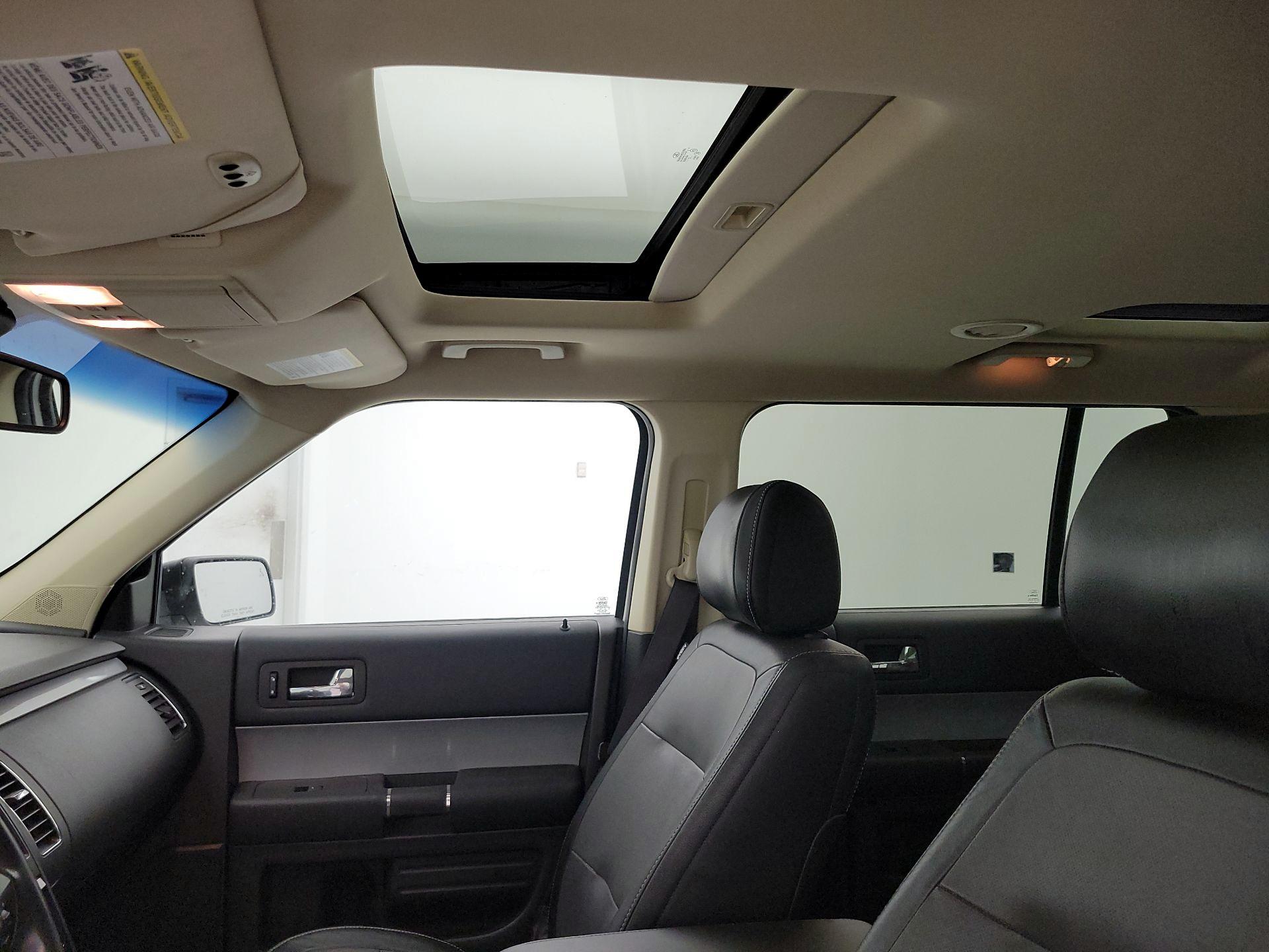 Thumbnail: 2014 Ford Flex - 18