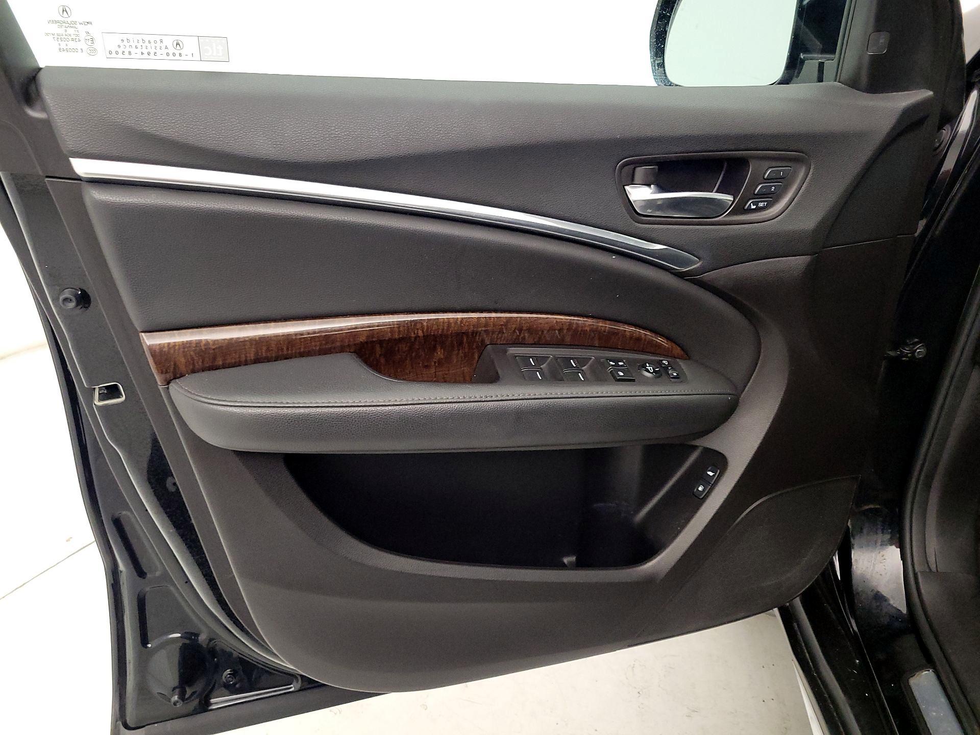 Thumbnail: 2017 Acura MDX - 12