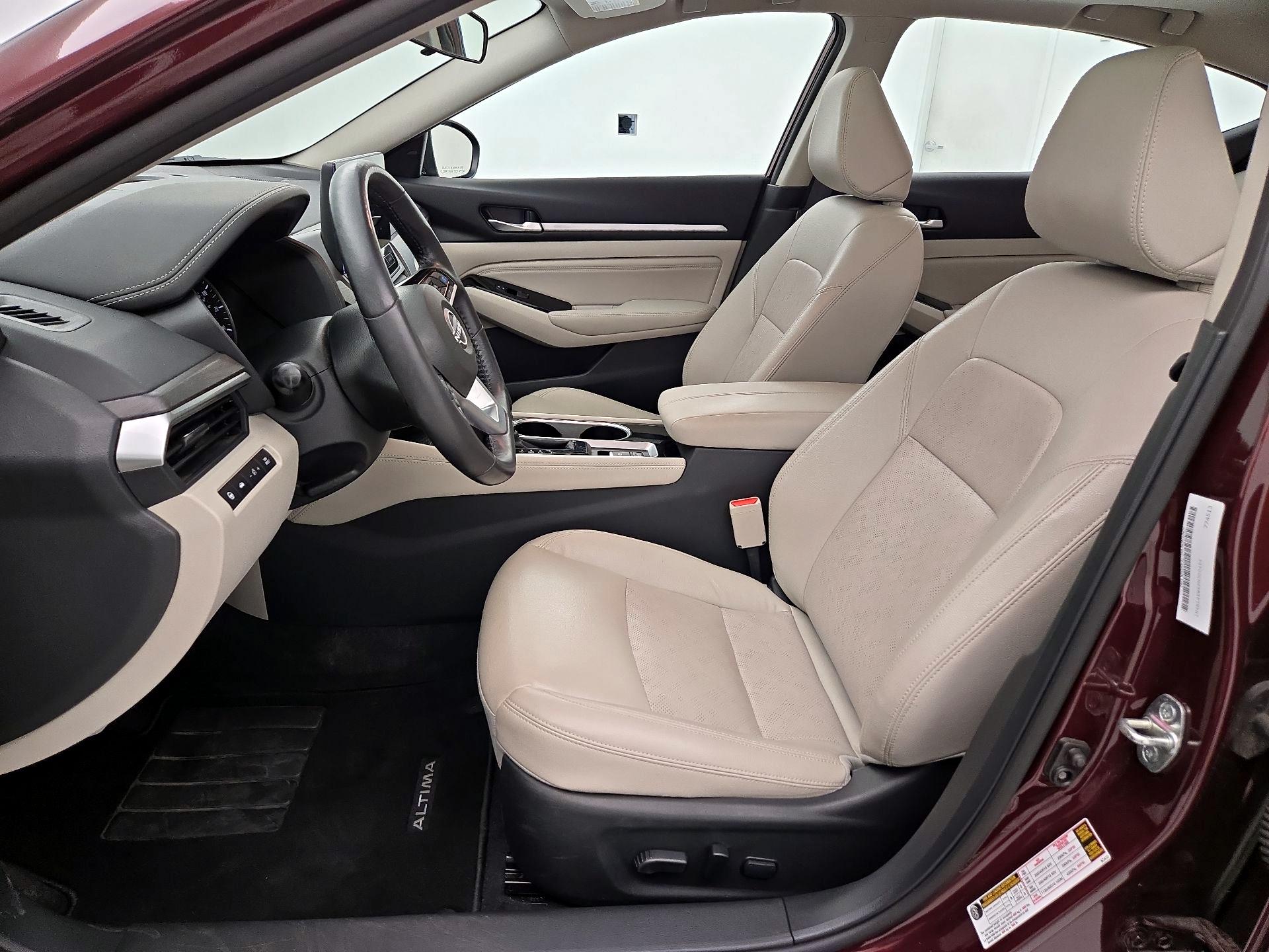 Thumbnail: 2023 Nissan Altima - 11