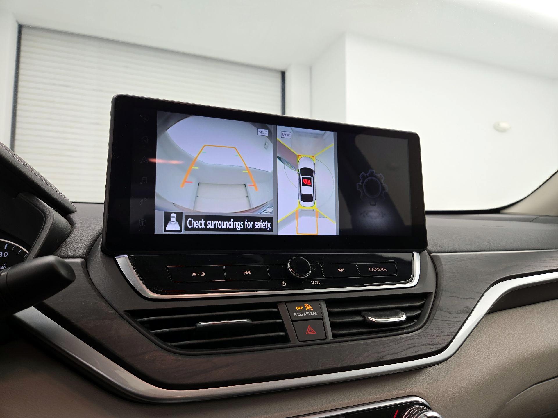 Thumbnail: 2023 Nissan Altima - 15