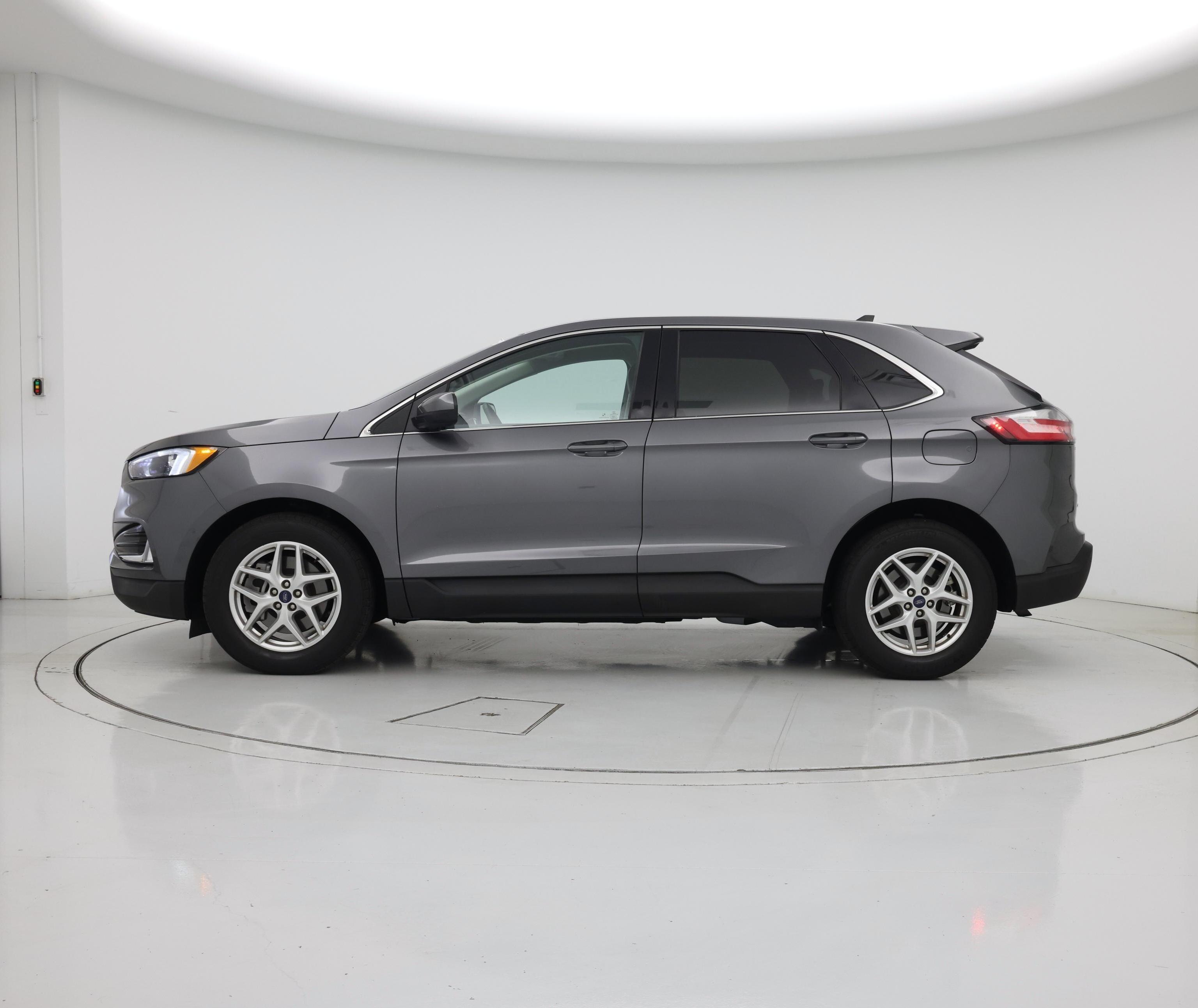 Thumbnail: 2022 Ford Edge - 3