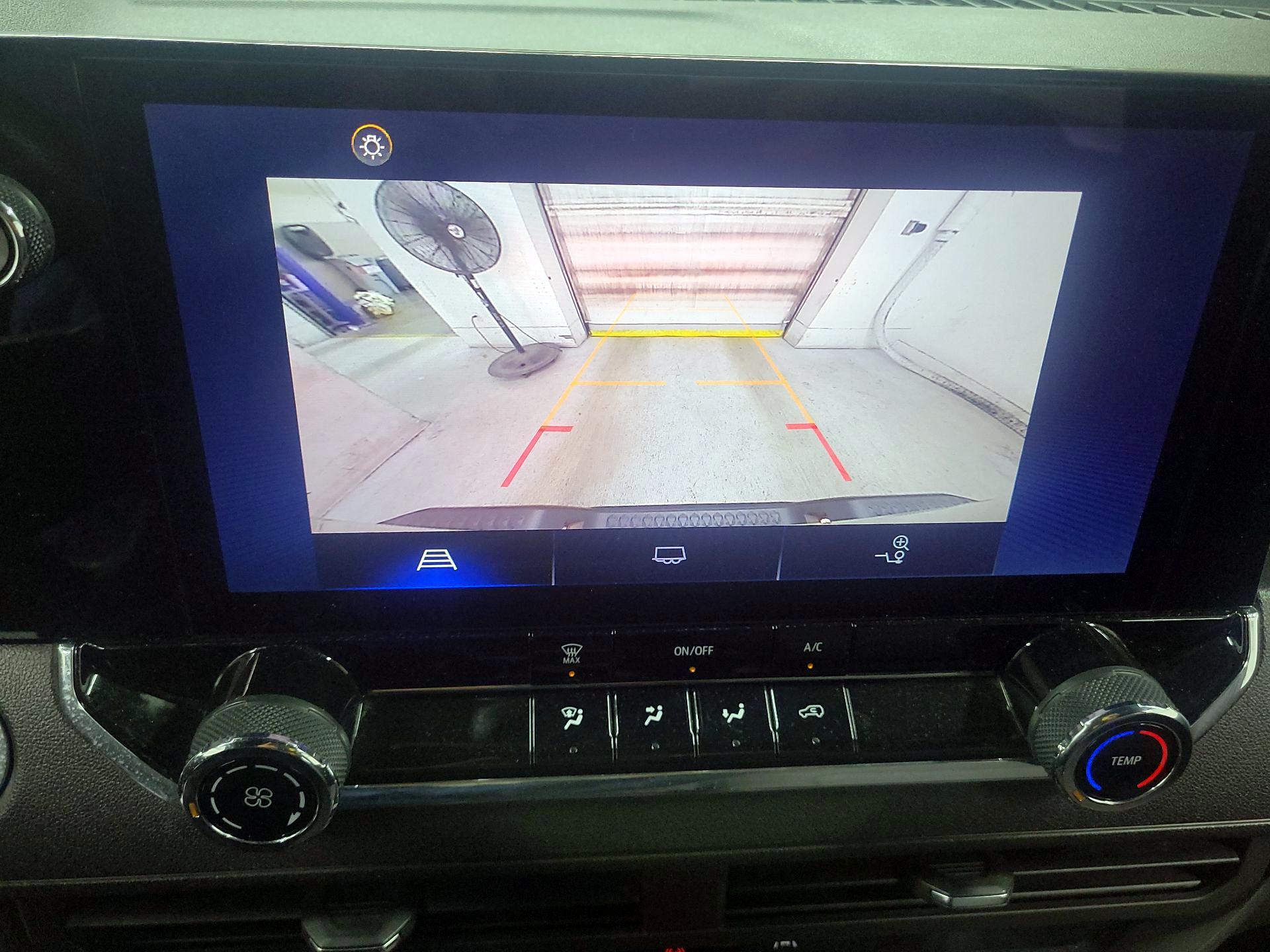 Thumbnail: 2023 Chevrolet Colorado - 14