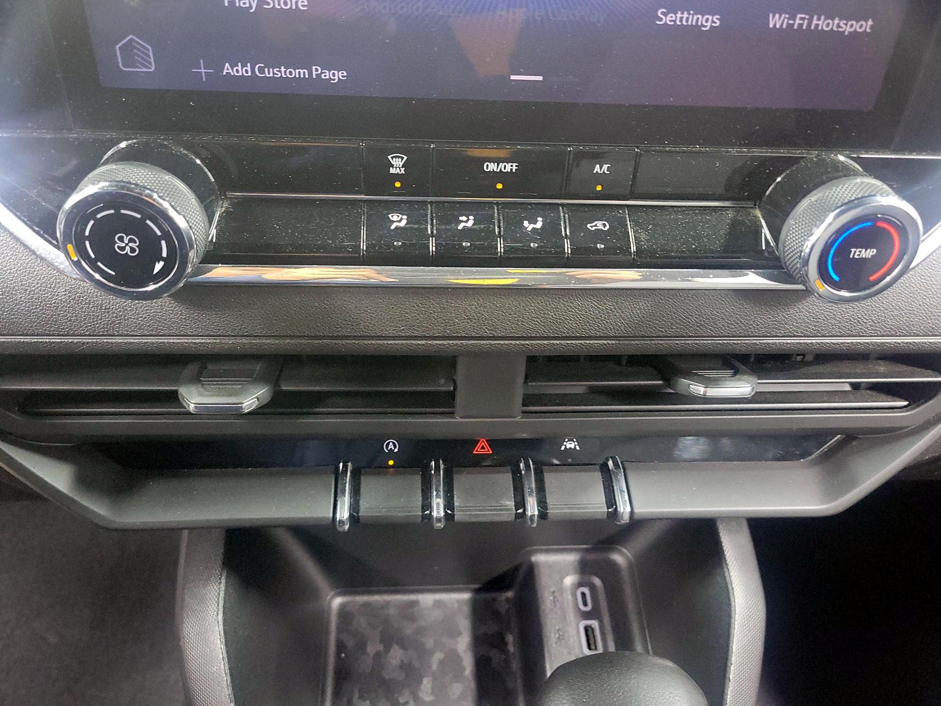 Thumbnail: 2023 Chevrolet Colorado - 16