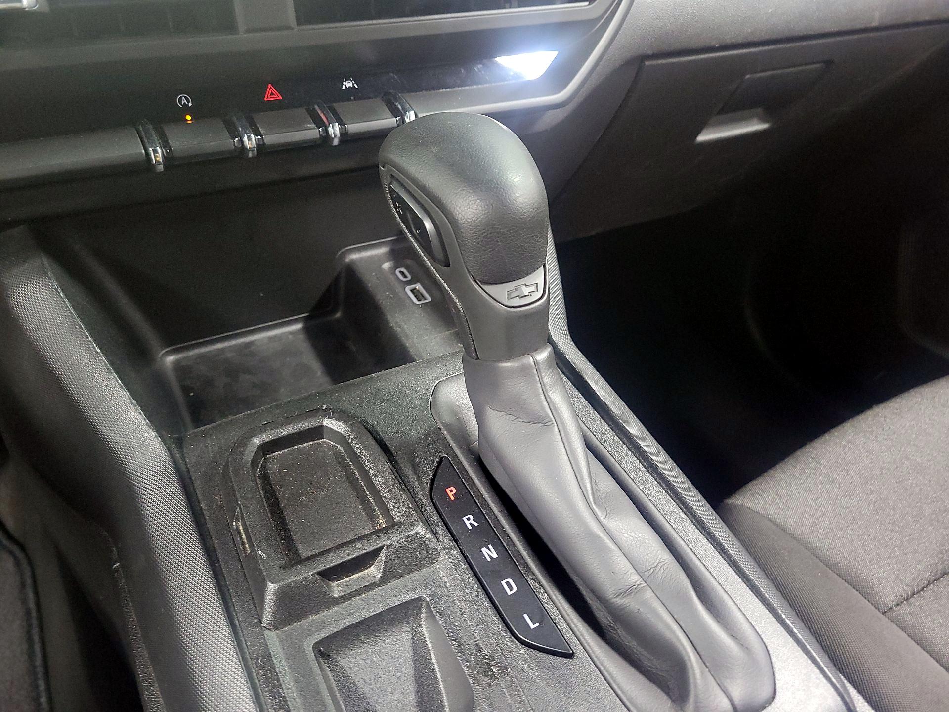 Thumbnail: 2023 Chevrolet Colorado - 17