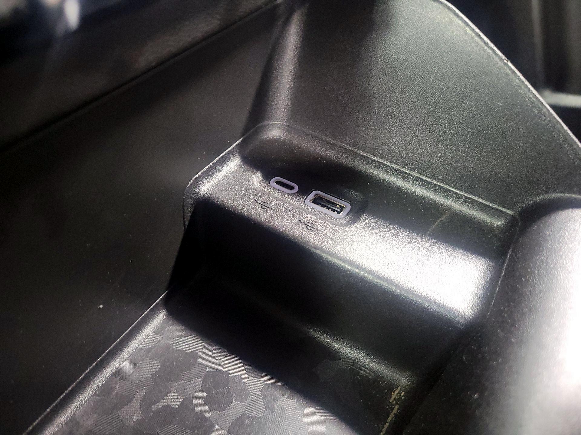 Thumbnail: 2023 Chevrolet Colorado - 18