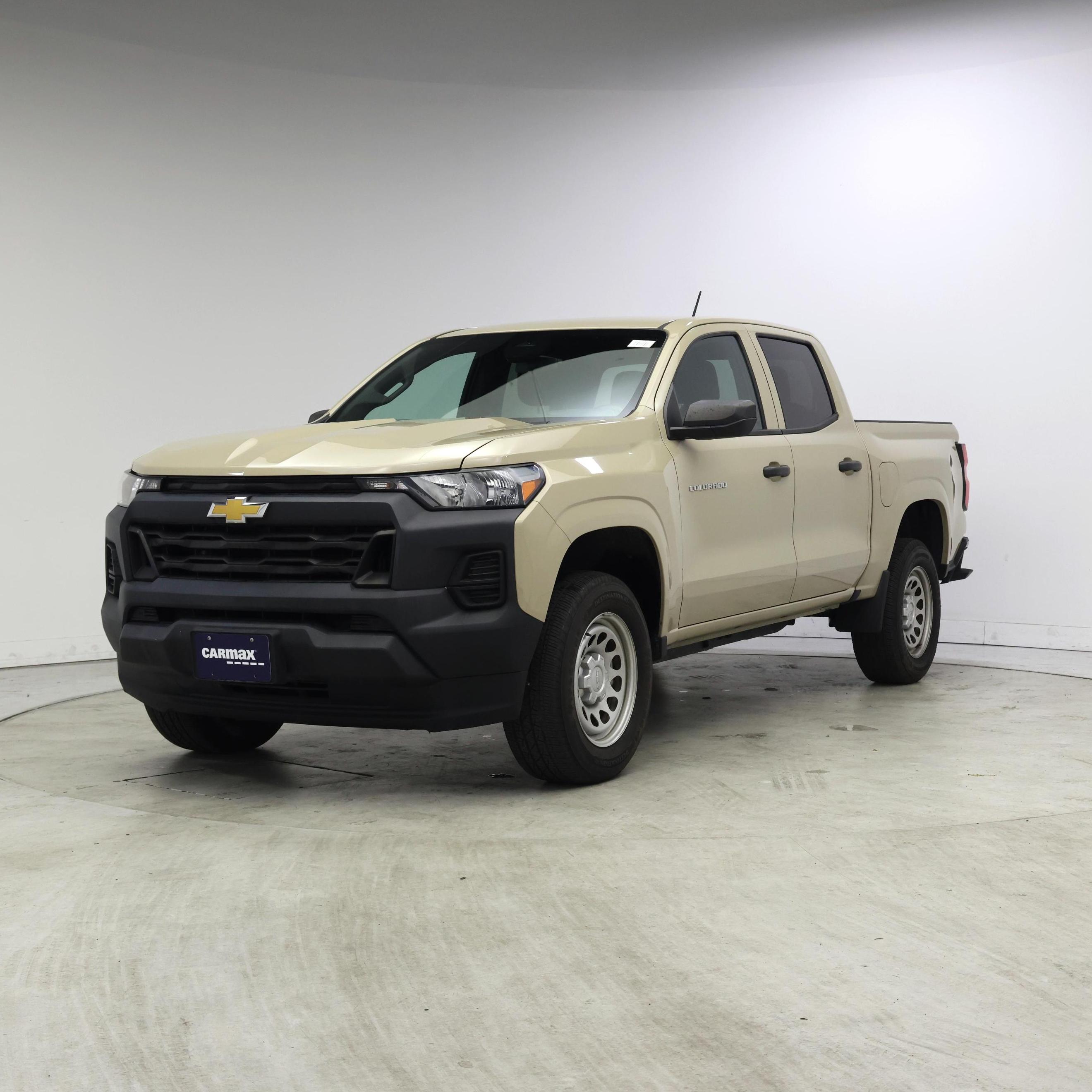 Thumbnail: 2023 Chevrolet Colorado - 4