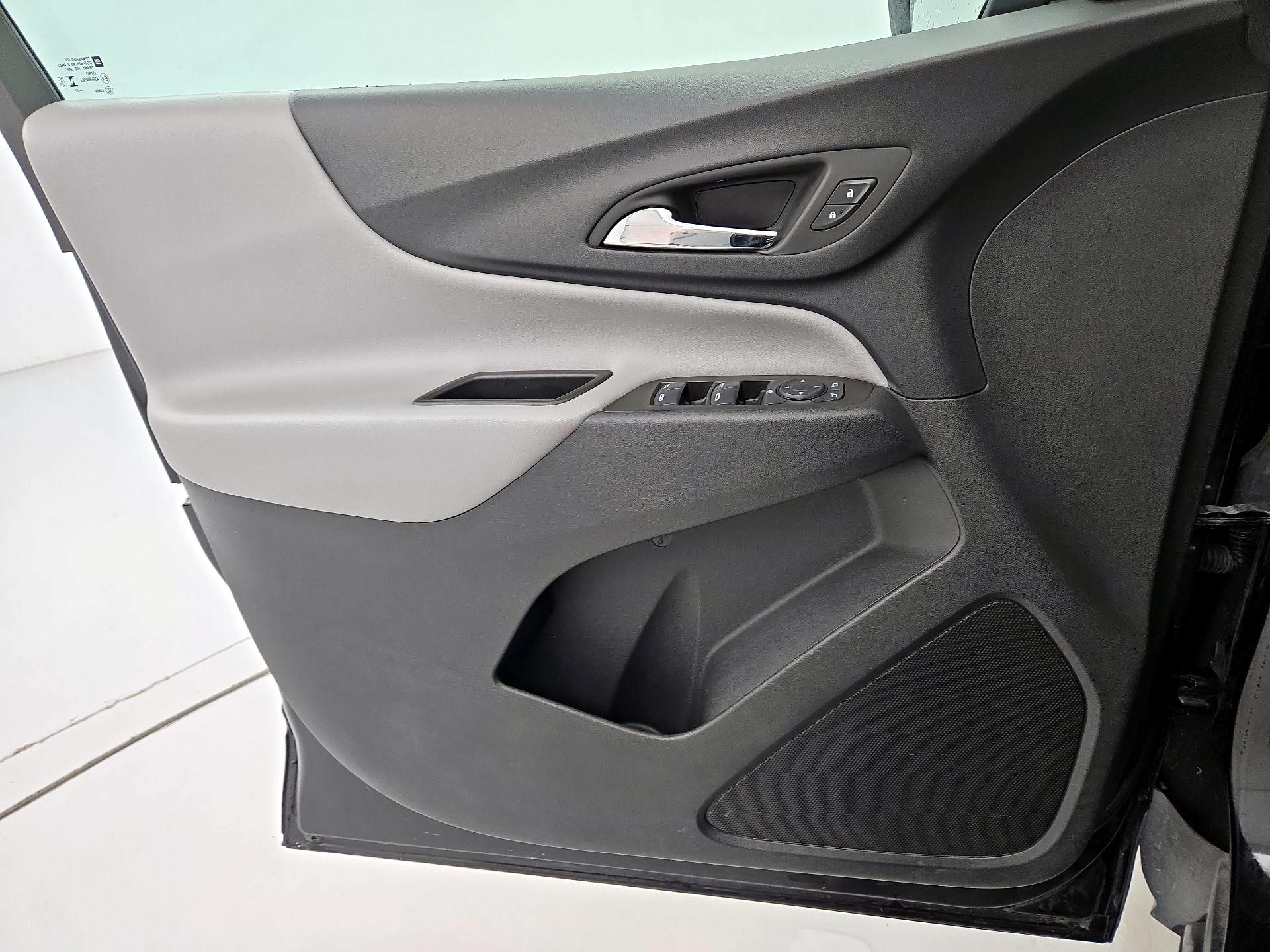 Thumbnail: 2023 Chevrolet Equinox - 12