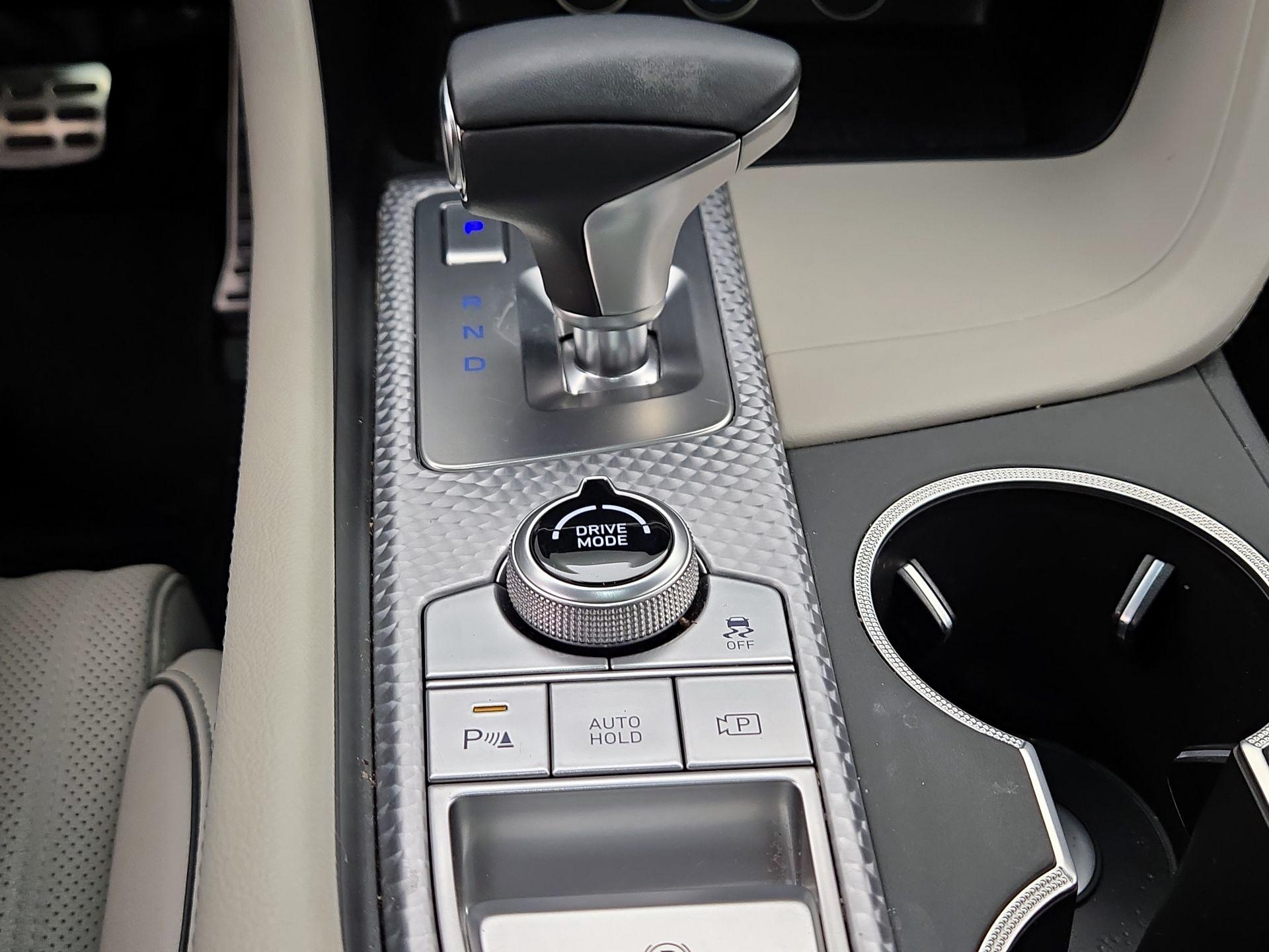 Thumbnail: 2023 Genesis G70 - 18