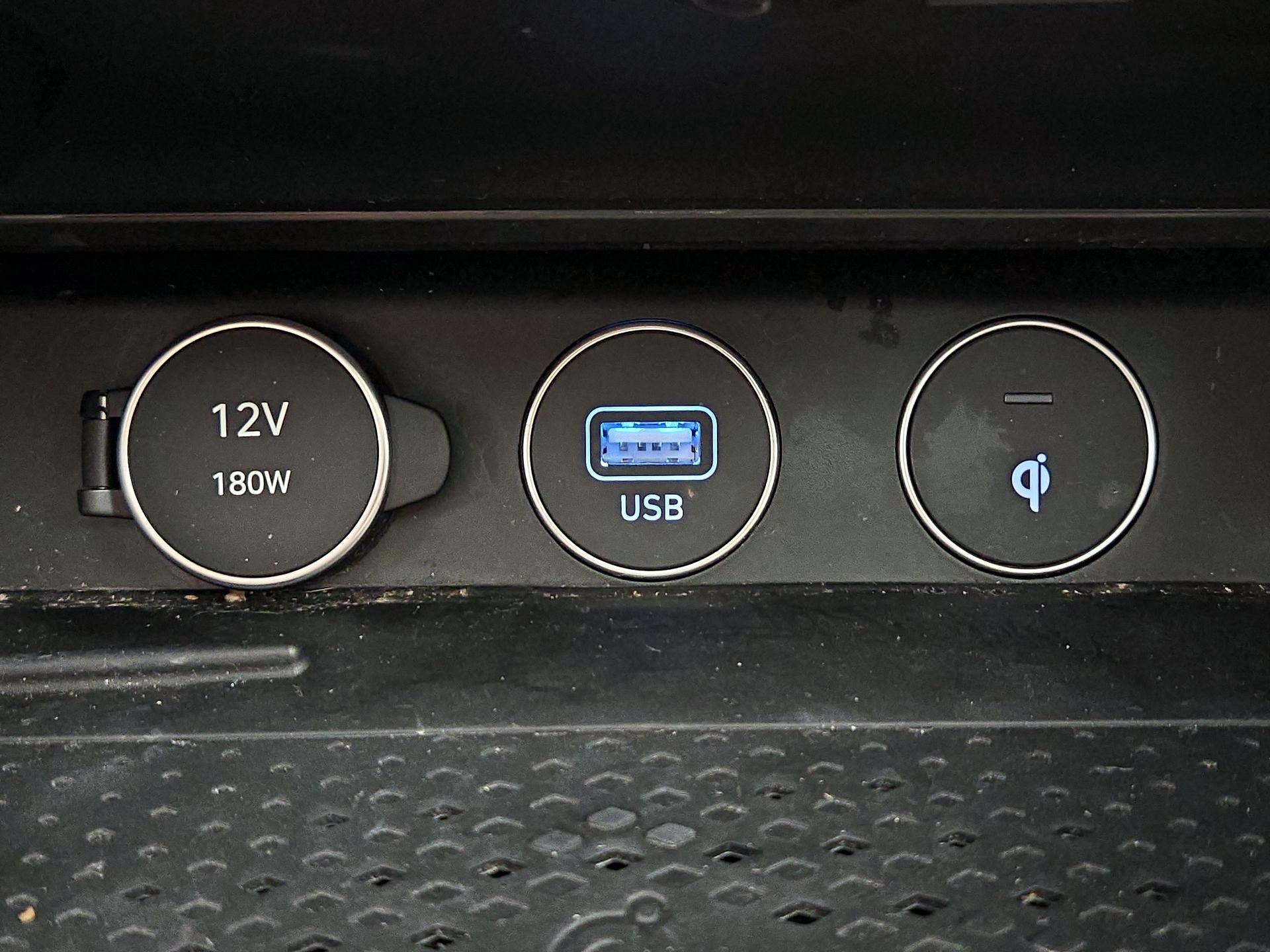 Thumbnail: 2023 Genesis G70 - 19