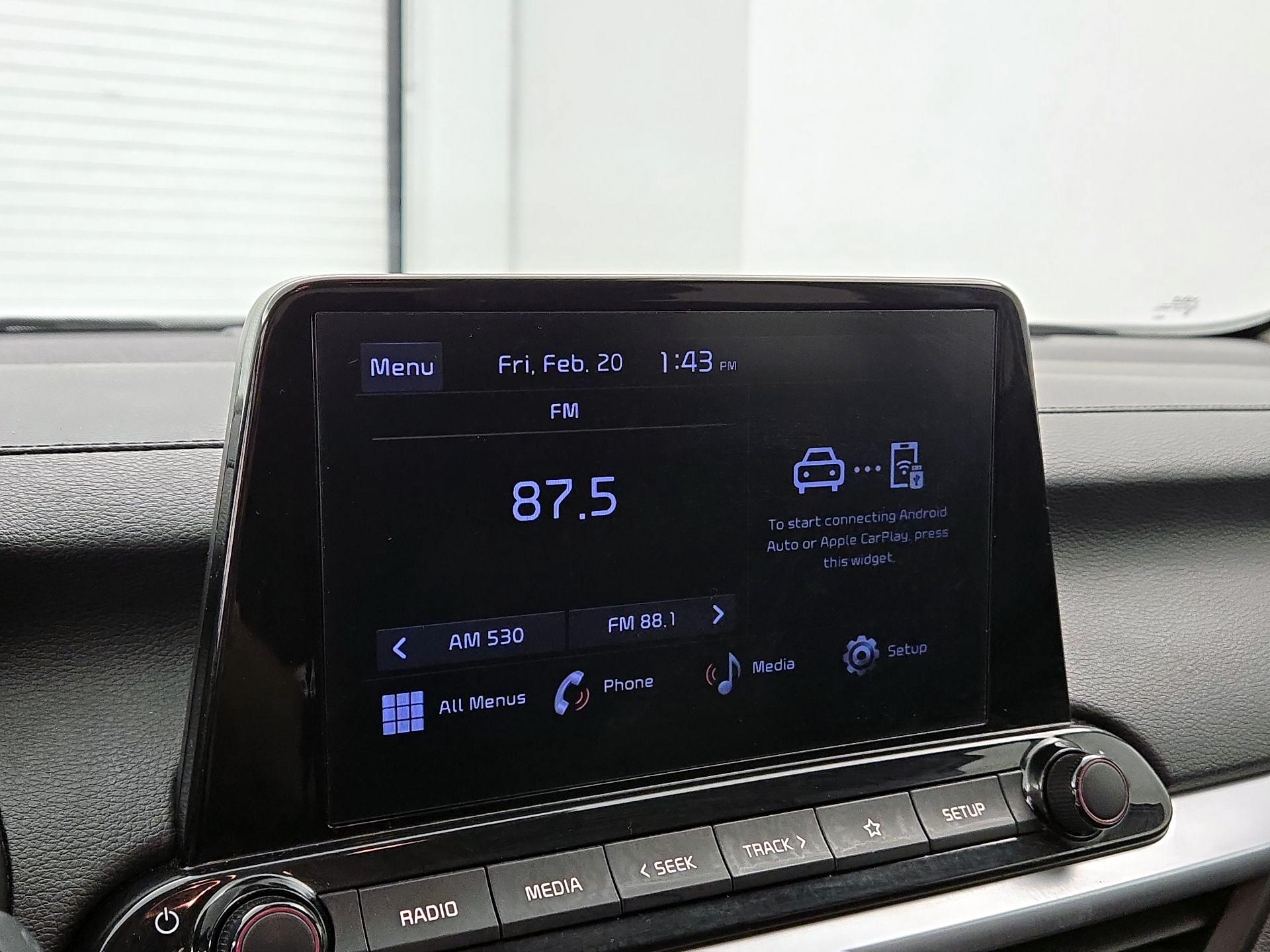 Thumbnail: 2023 Kia Forte - 15