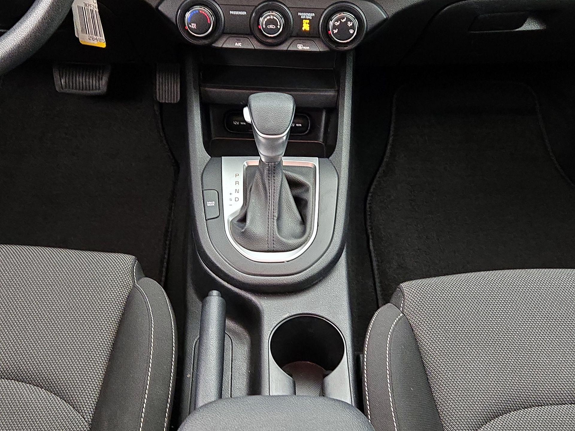 Thumbnail: 2023 Kia Forte - 17