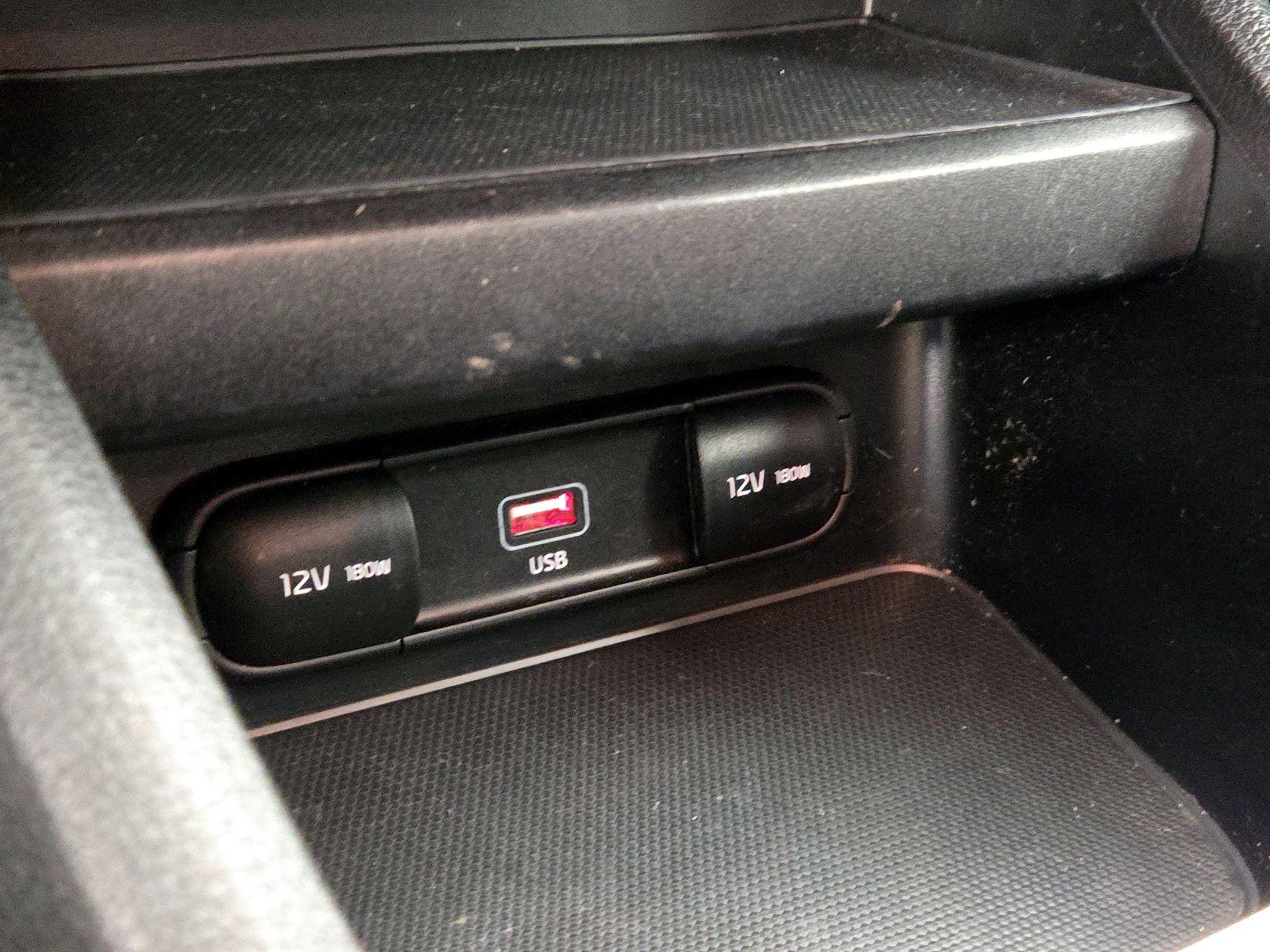 Thumbnail: 2023 Kia Forte - 18