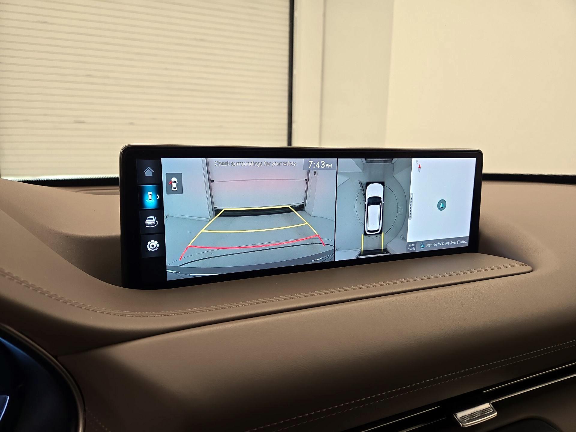 Thumbnail: 2023 Genesis GV80 - 15