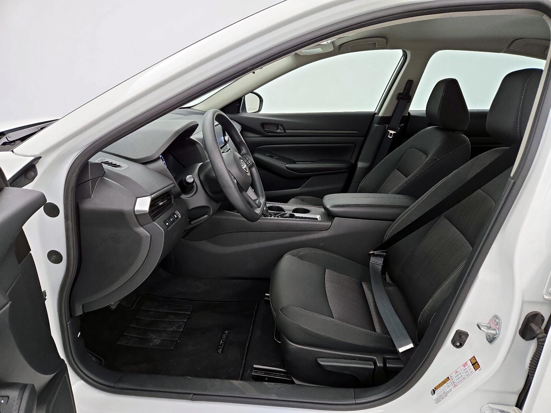 Thumbnail: 2024 Nissan Altima - 11