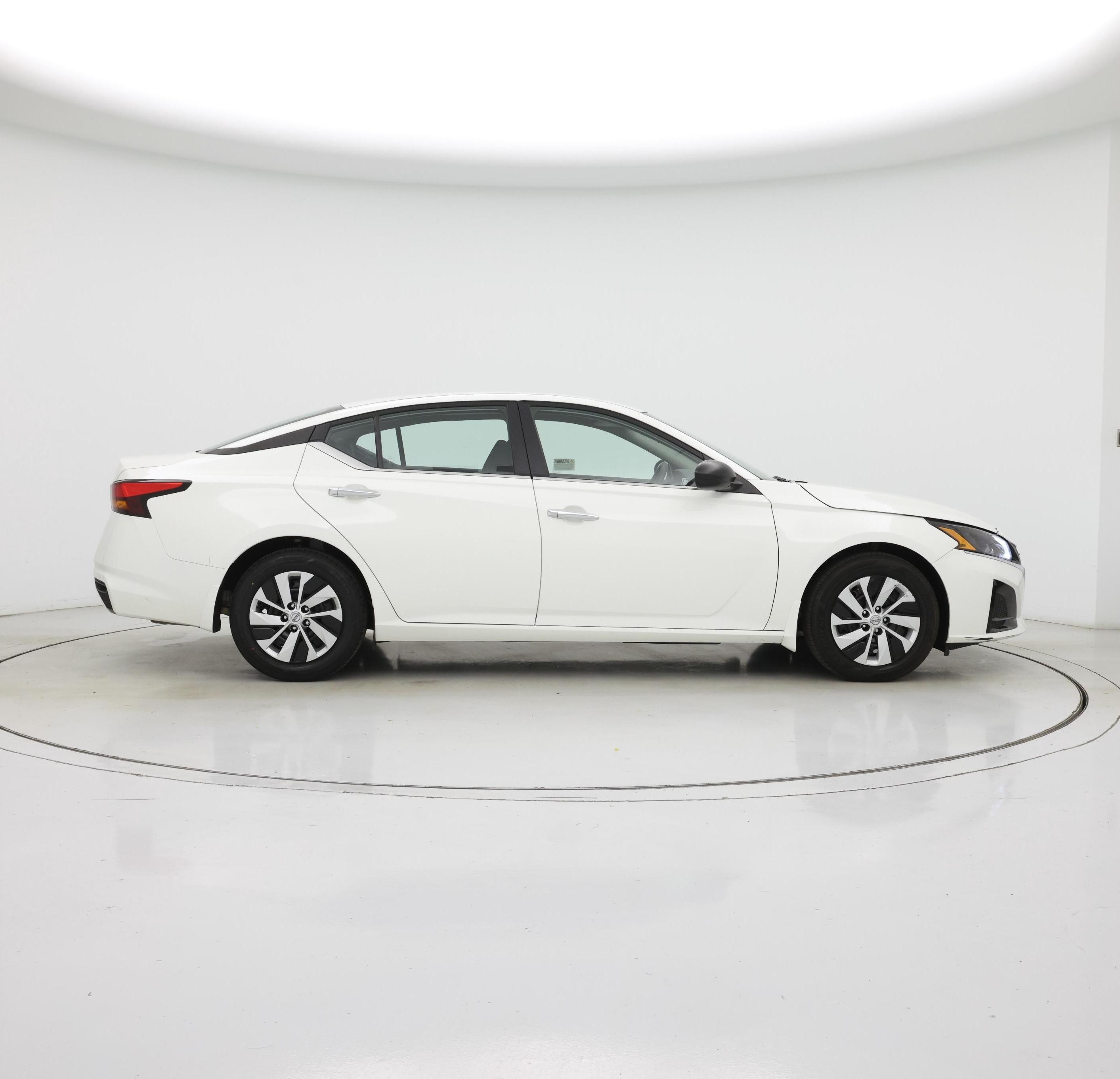 Thumbnail: 2024 Nissan Altima - 7