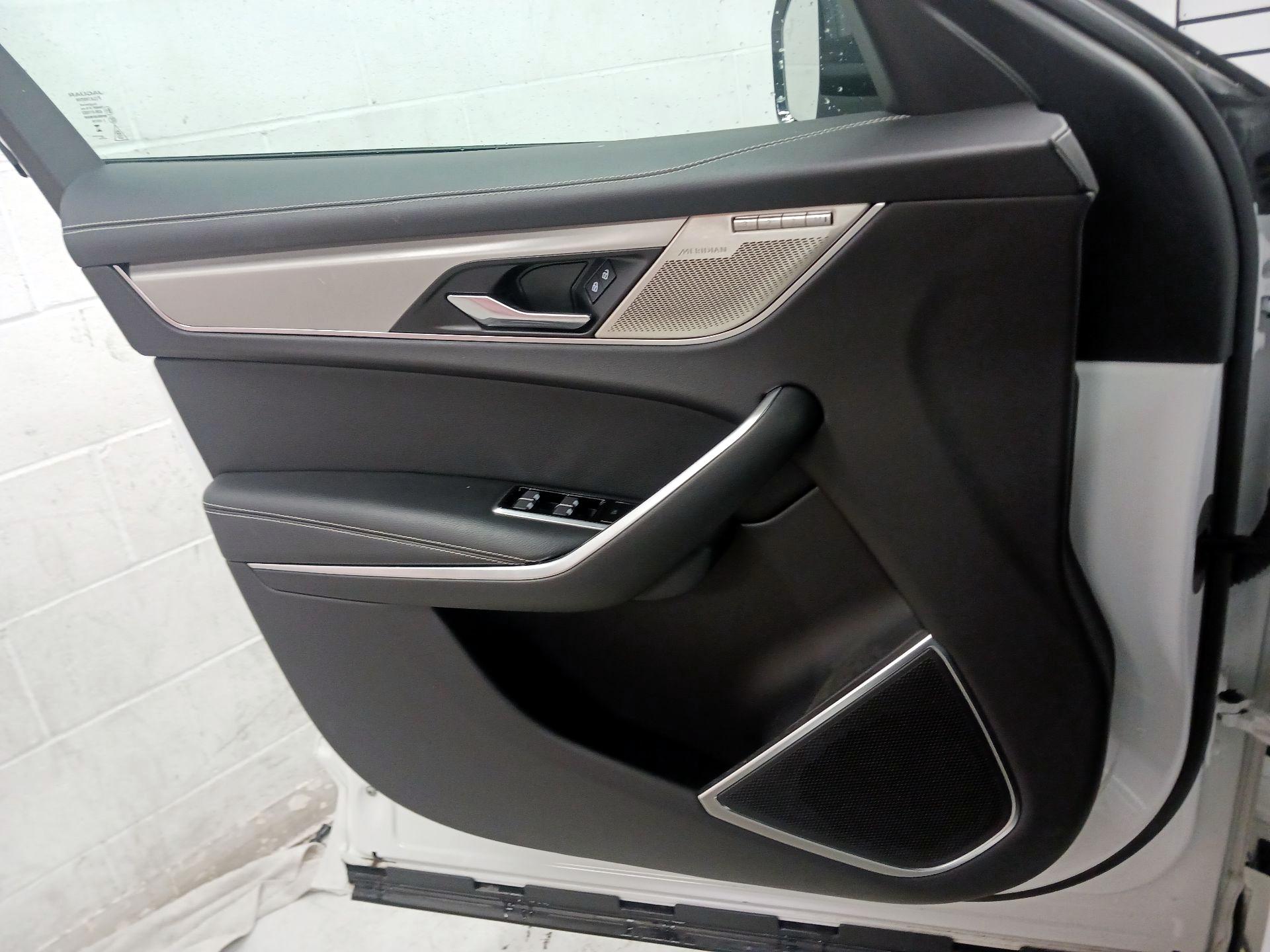 Thumbnail: 2024 Jaguar F-Pace - 12