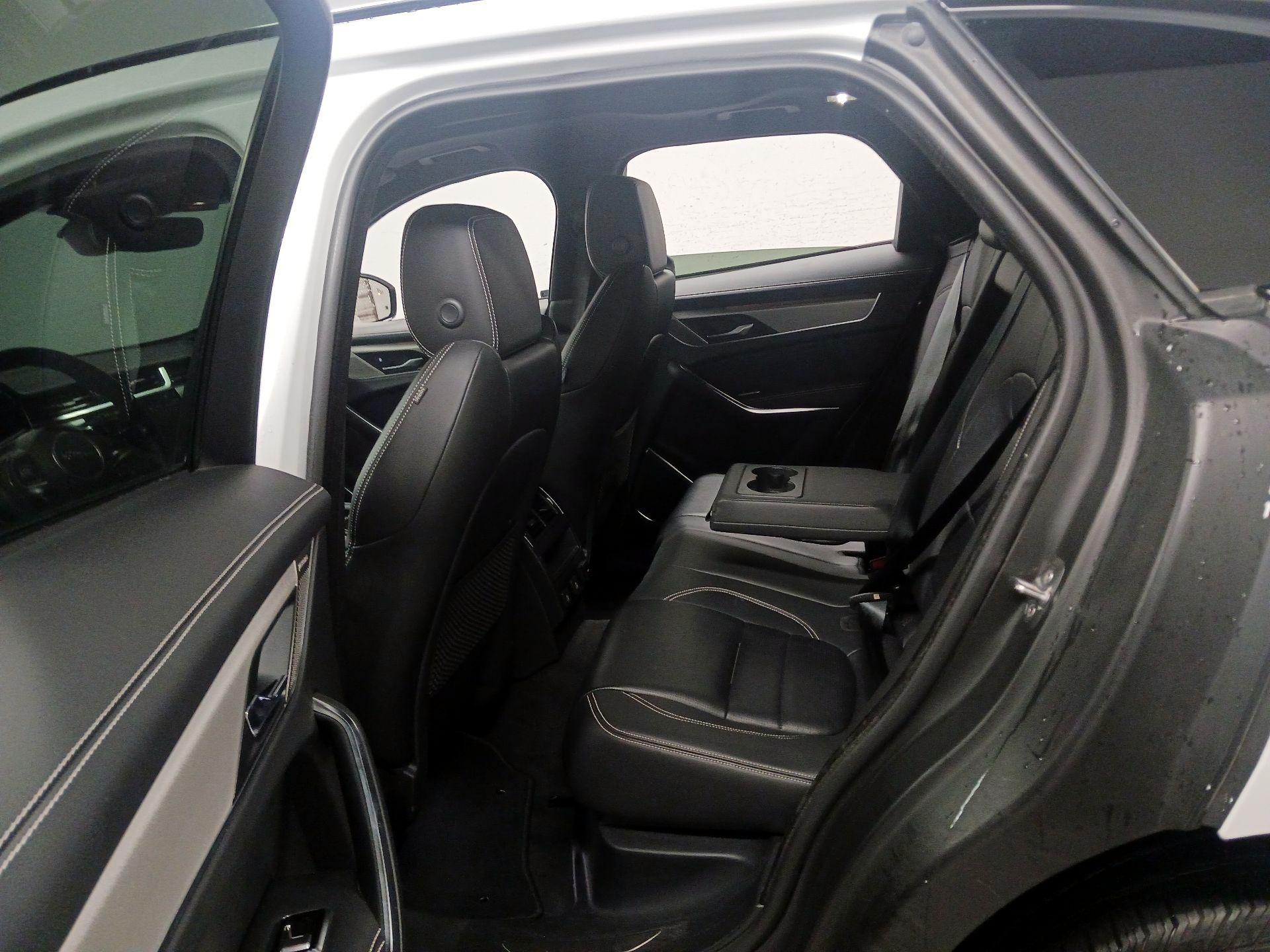 Thumbnail: 2024 Jaguar F-Pace - 17